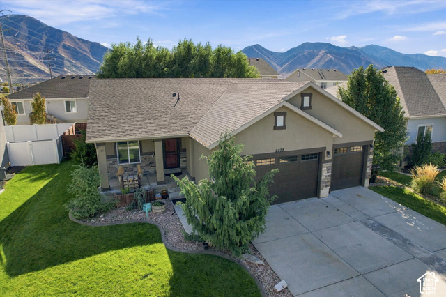 2308 E Ranch Hand Way — photo