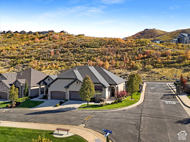 1136 E Sunset Dunes Way — photo