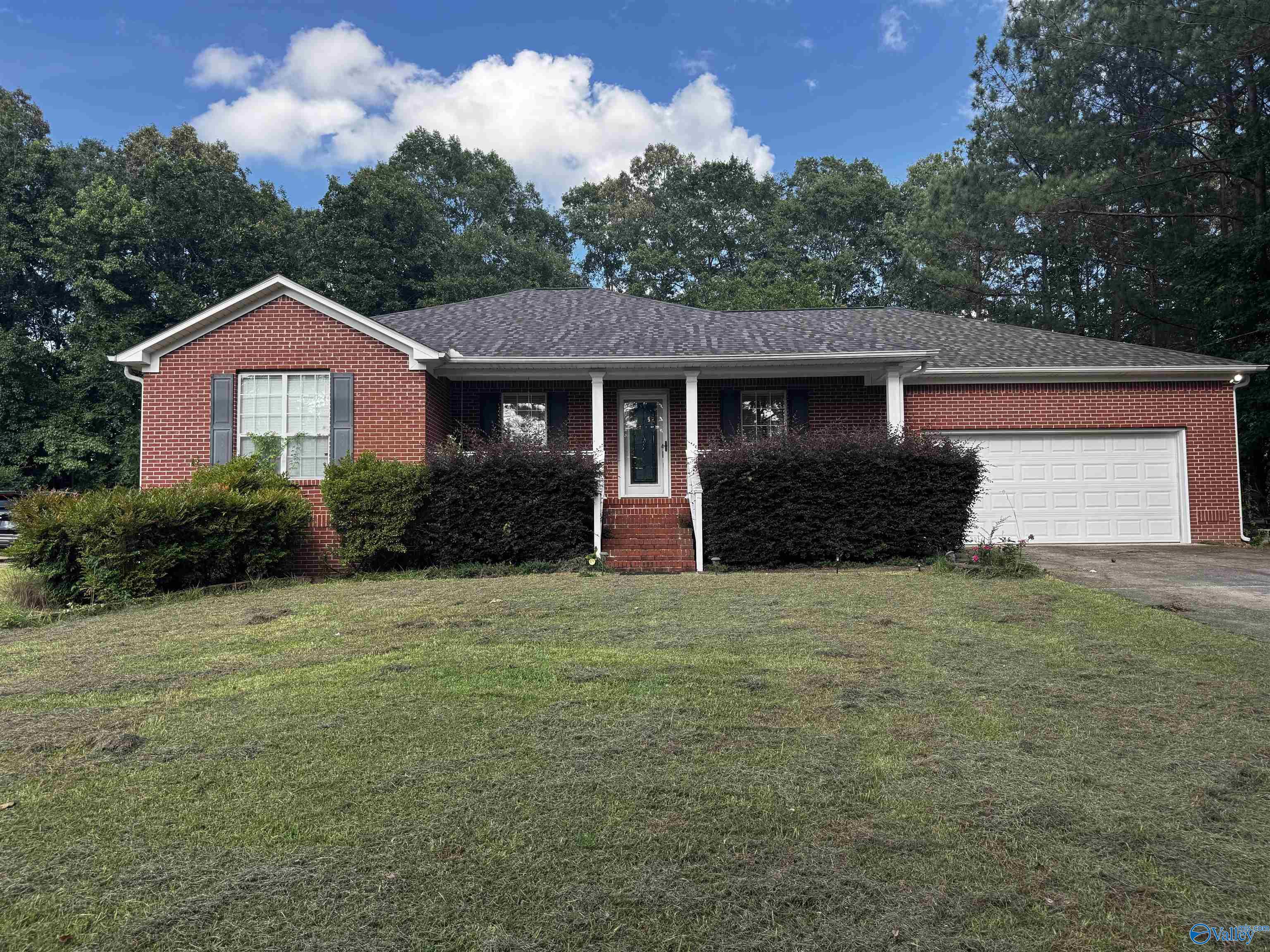 3197 Hawthorne Circle — photo