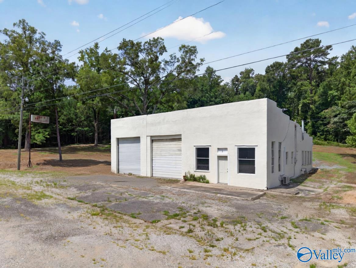 6810 McClellan Boulevard — photo