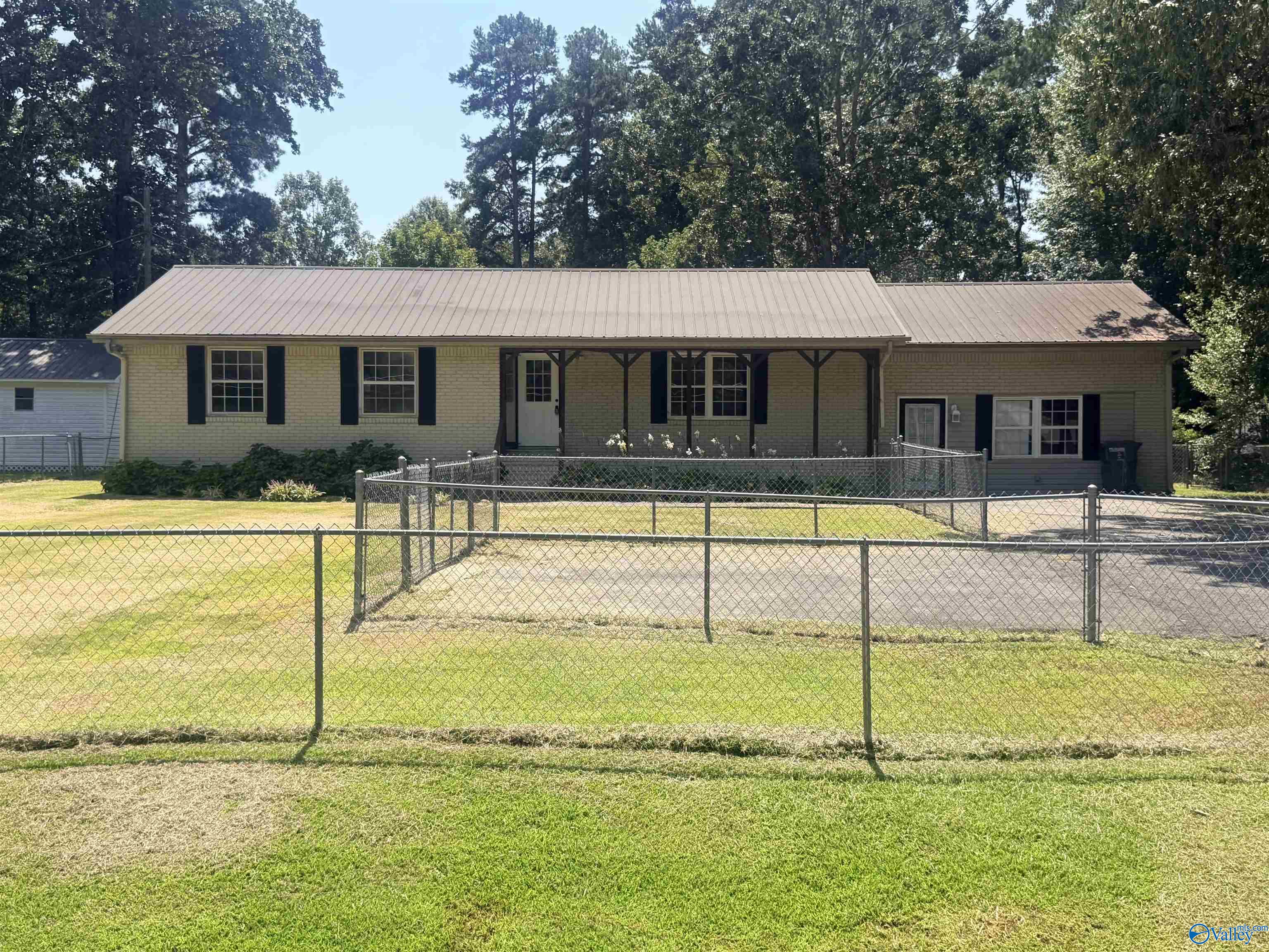 1008 Northwood Drive — photo