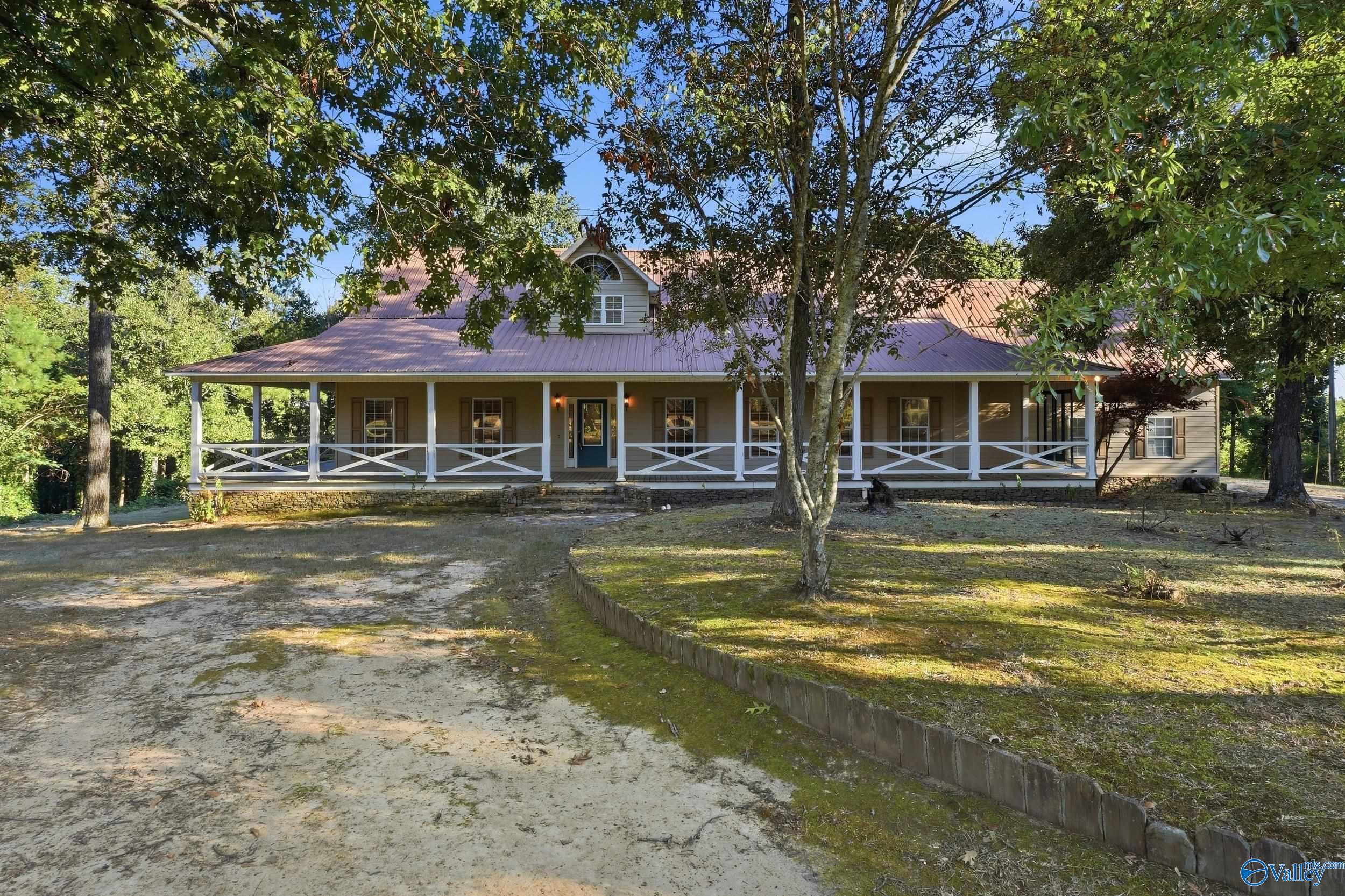 924 County Road 1193 — photo
