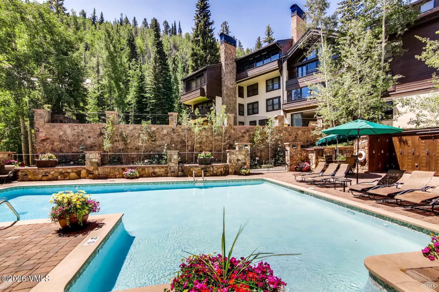 600 Vail Valley Drive B-10 — photo