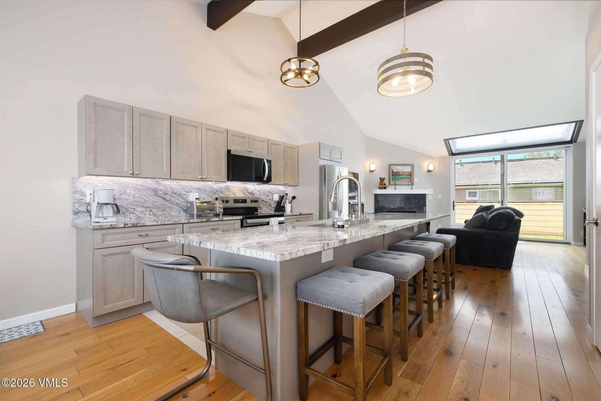 470 Homestead Drive Apt 6 — photo