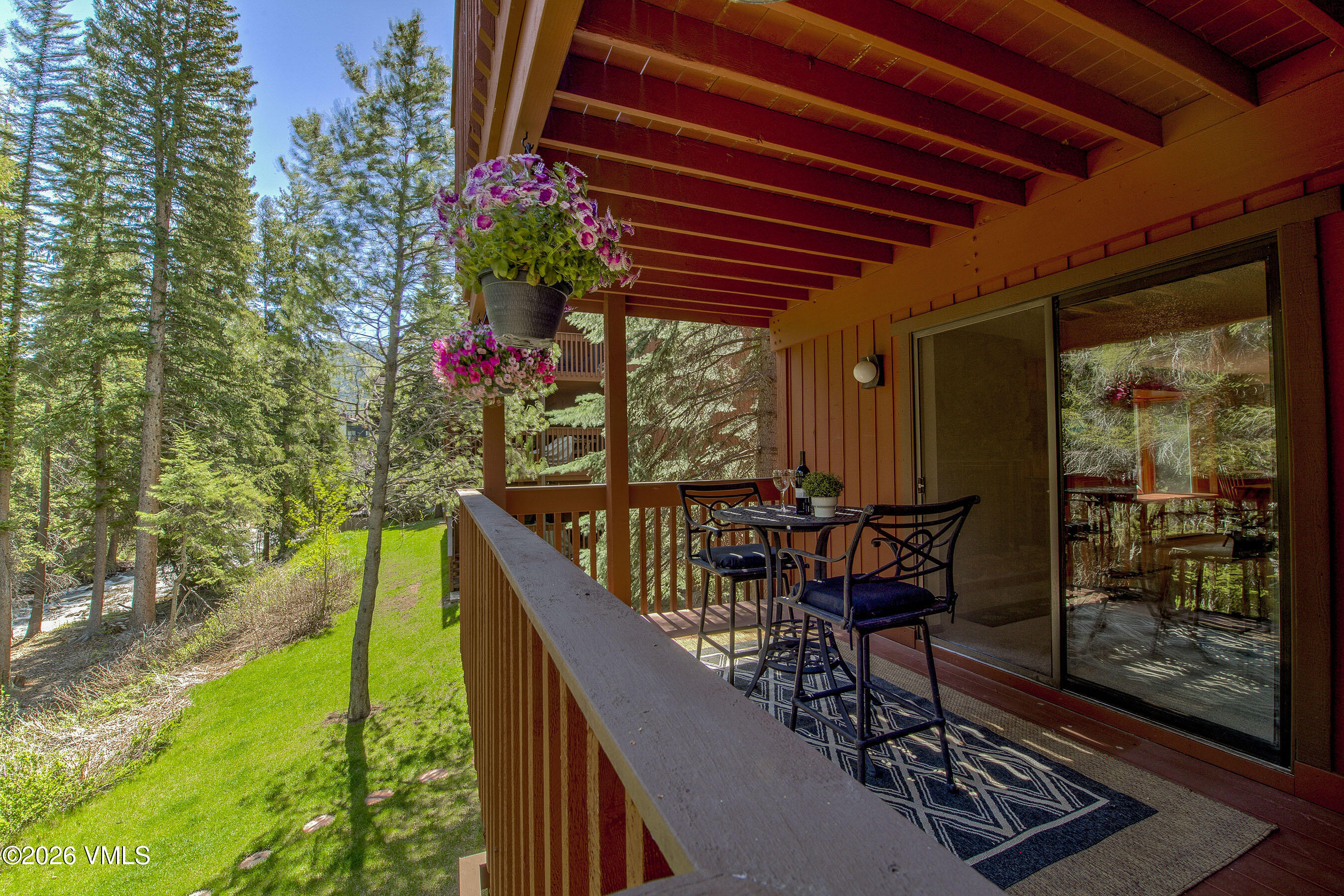 4594 Meadow a4 — photo