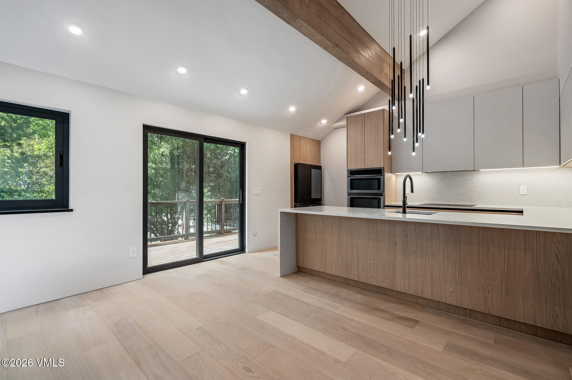 160 Riverside Court #4 — photo