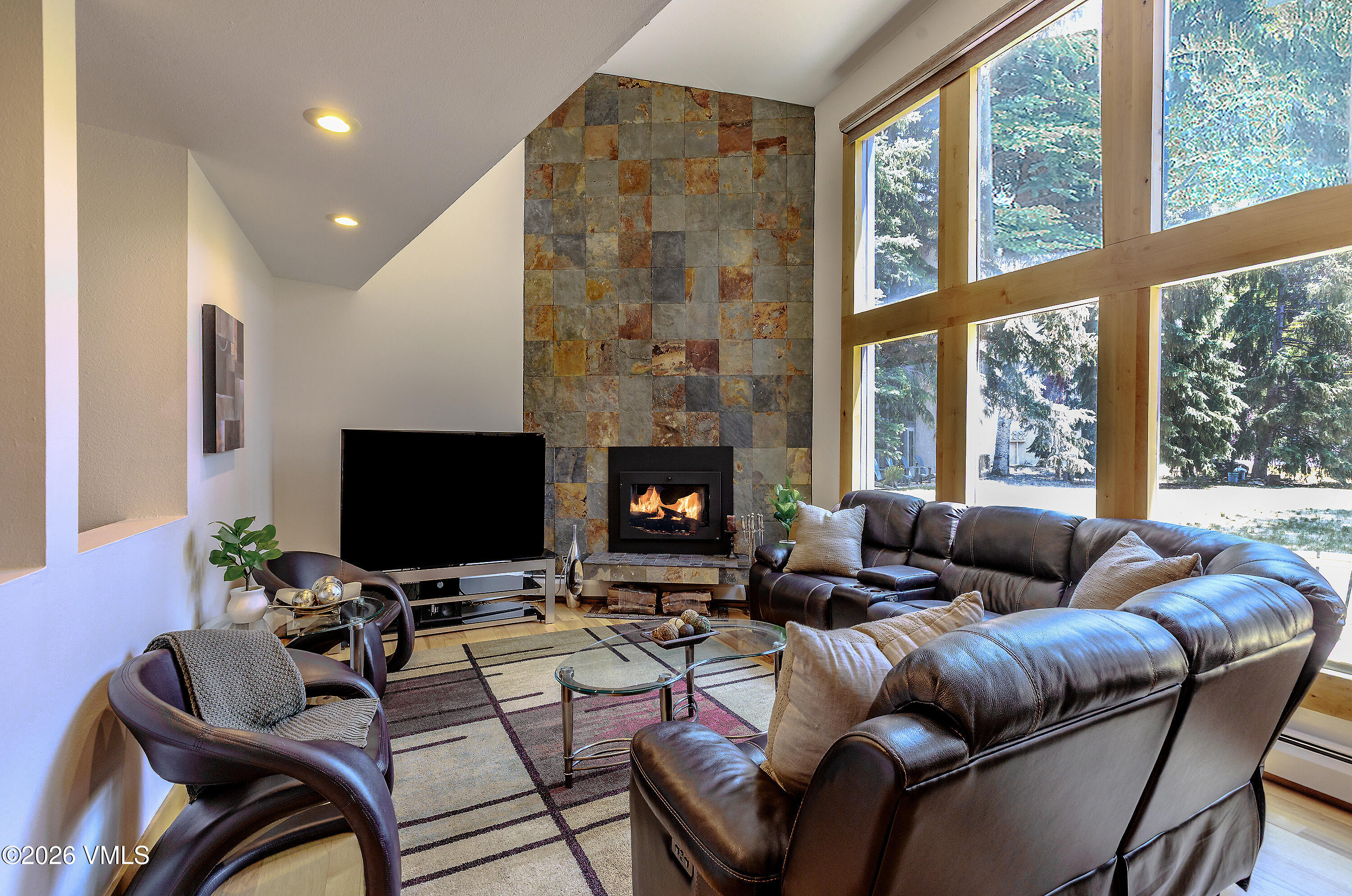 142 Eagle Drive B-4 — photo