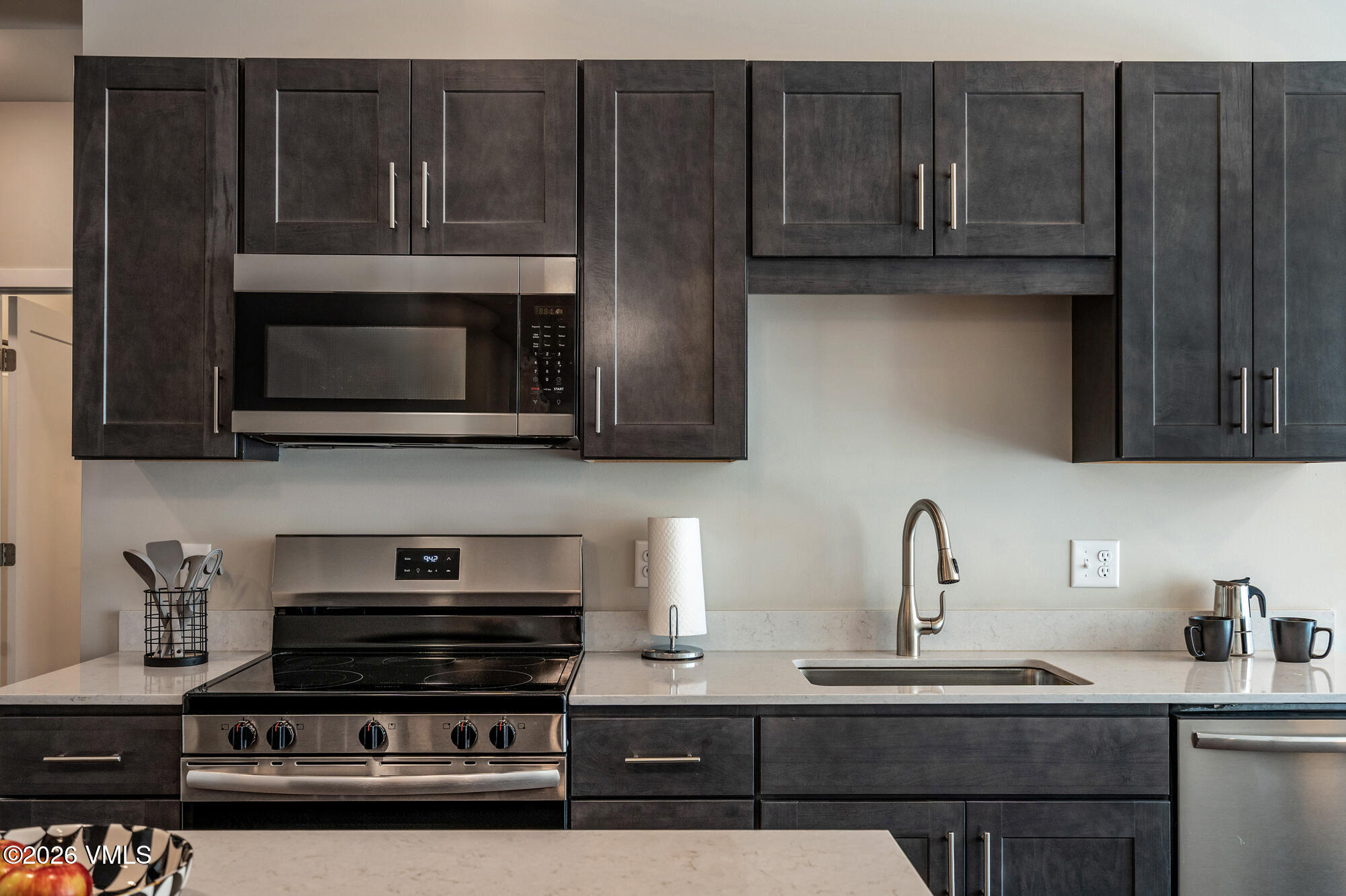 1281 N Frontage Road W F406 — photo
