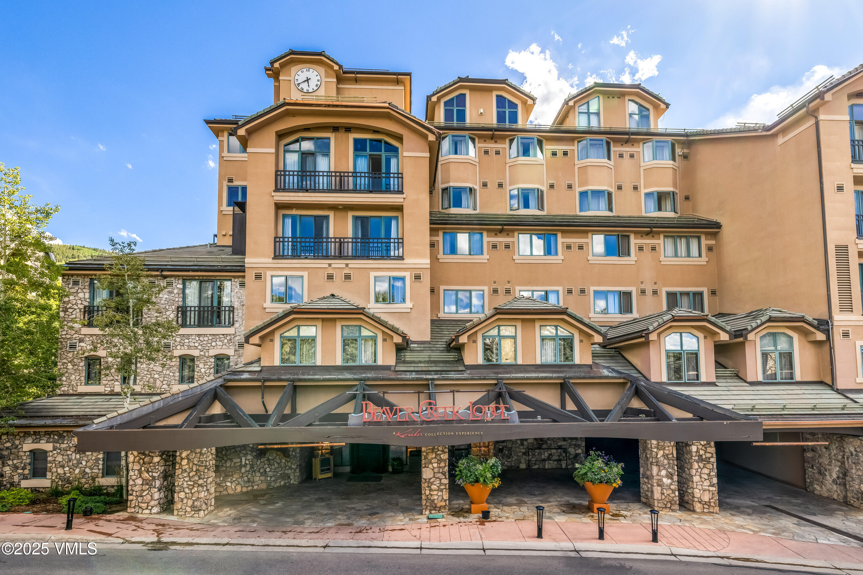26 Avondale Lane 205-H — photo