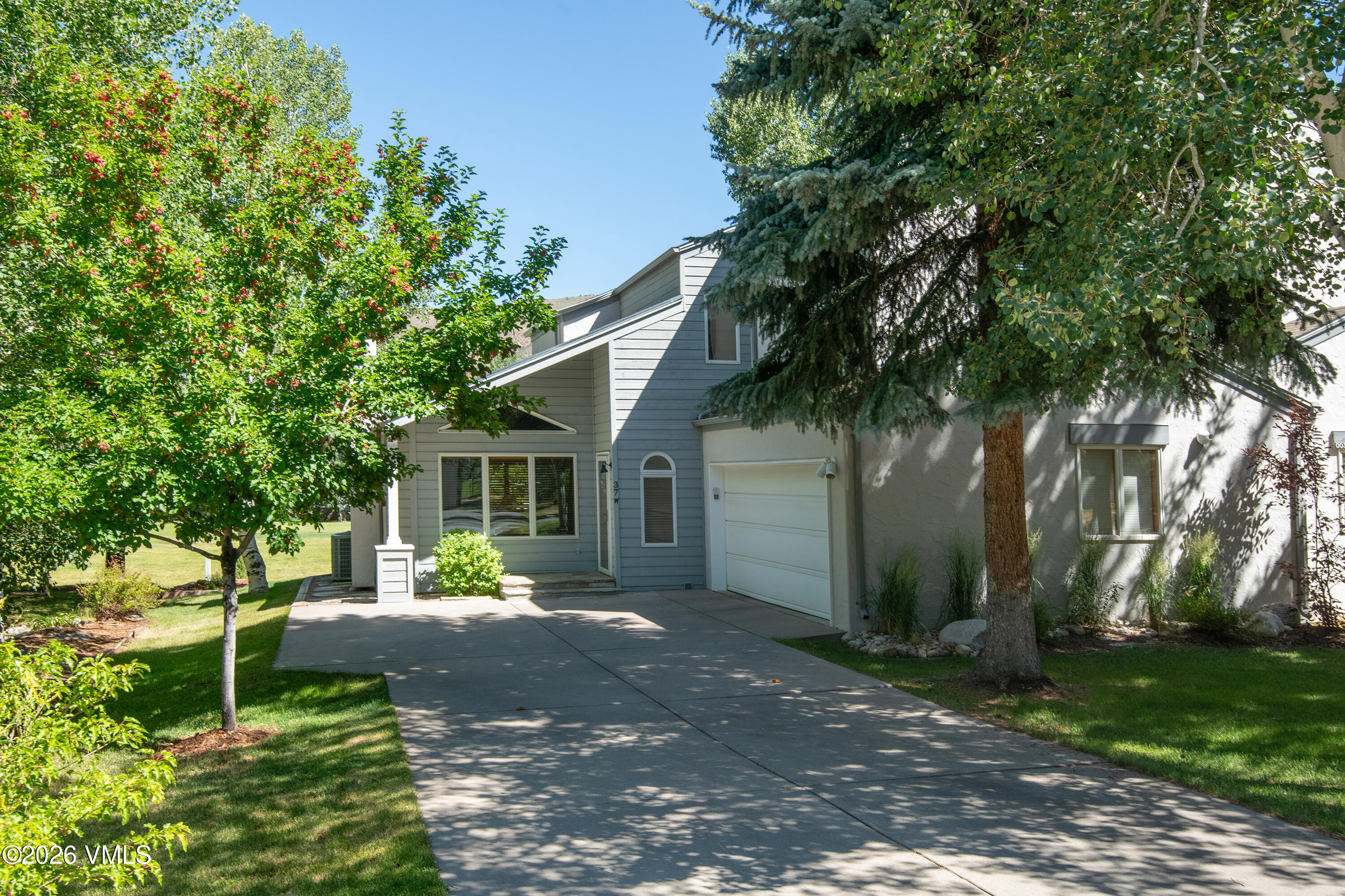 37 Coyote Circle W — photo