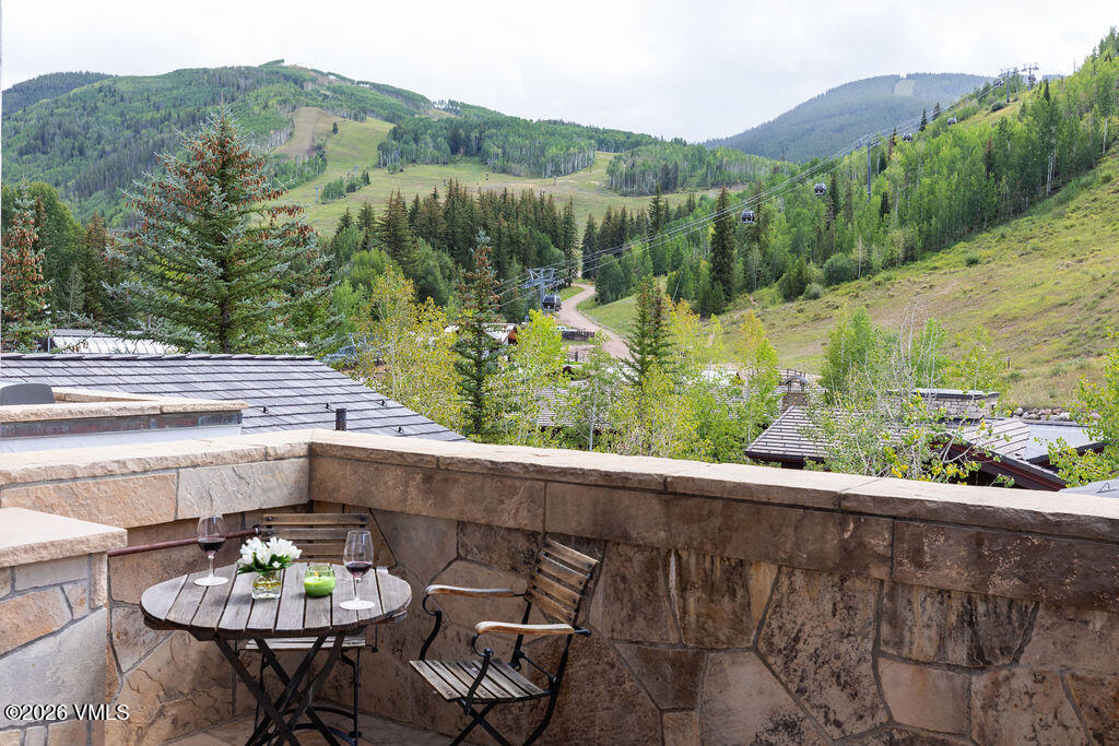174 E Gore Creek Drive #534 — photo