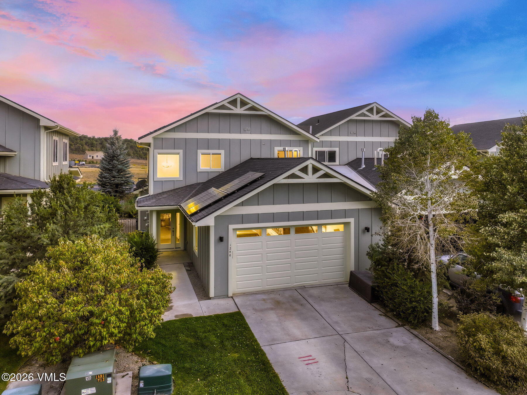 1240 Hawks Nest Lane — photo