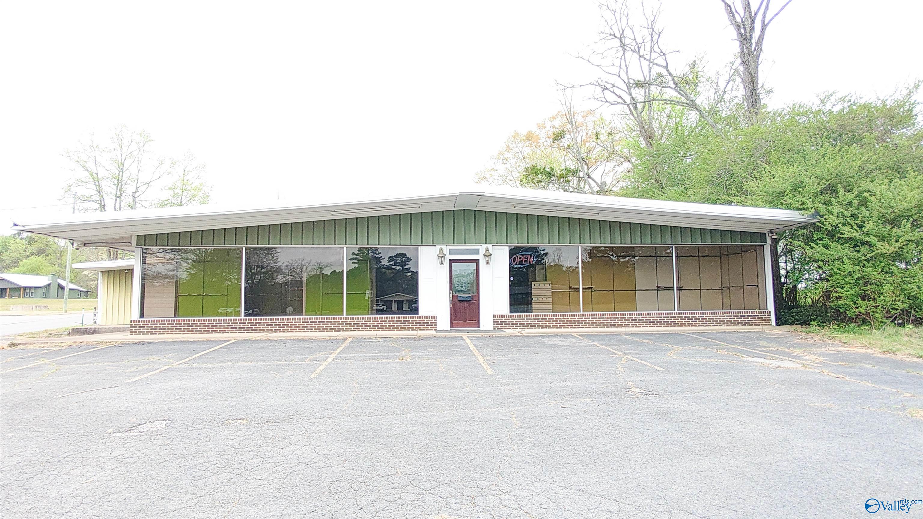 218 S Brindlee Mountain Parkway — photo