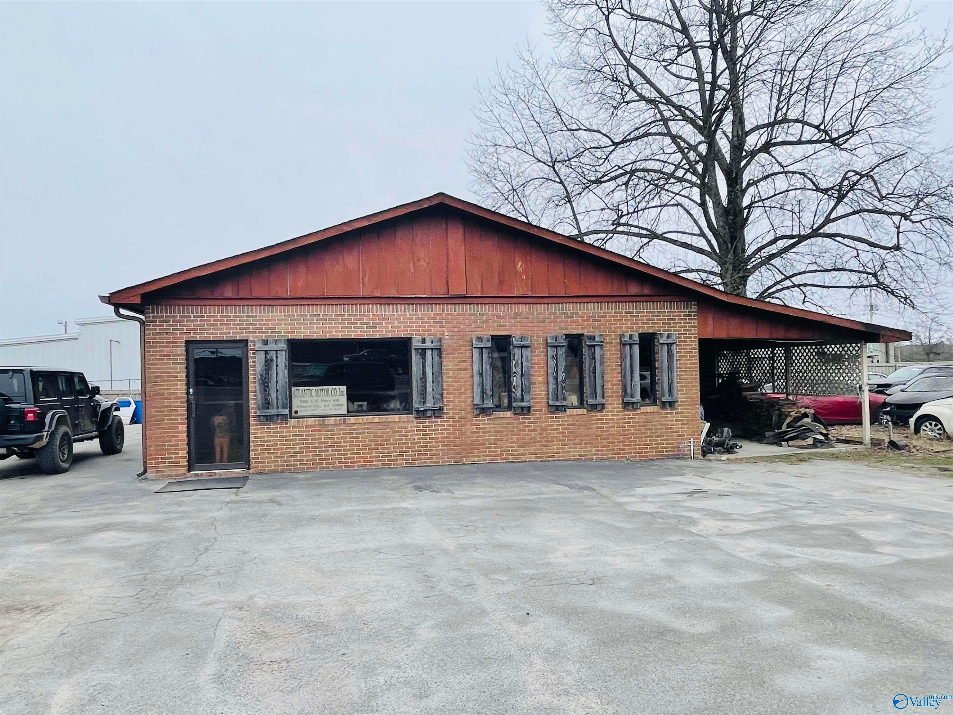 5261 US Highway 431 — photo