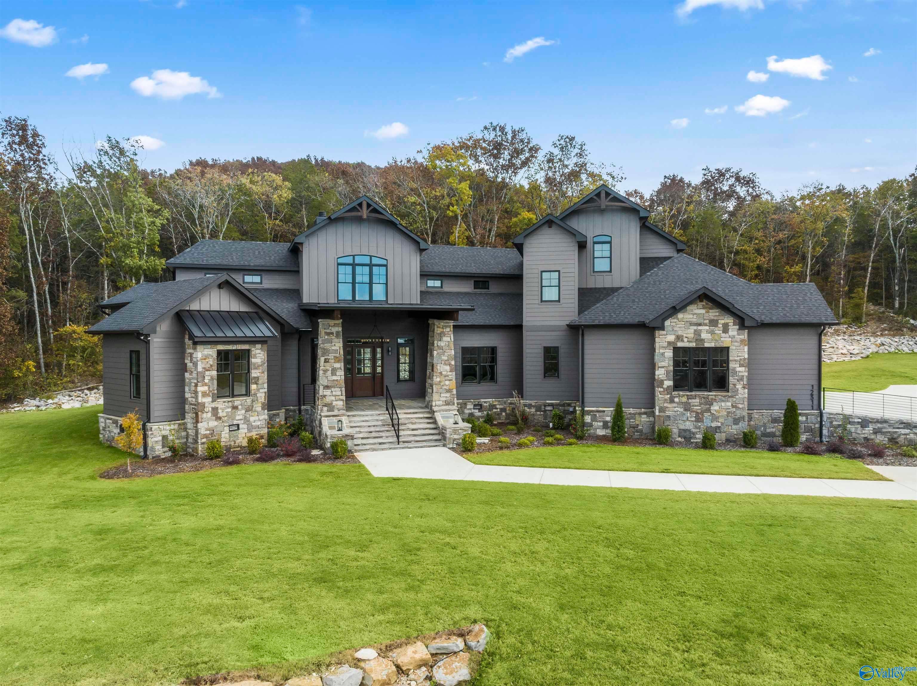 12311 Bell Road — photo