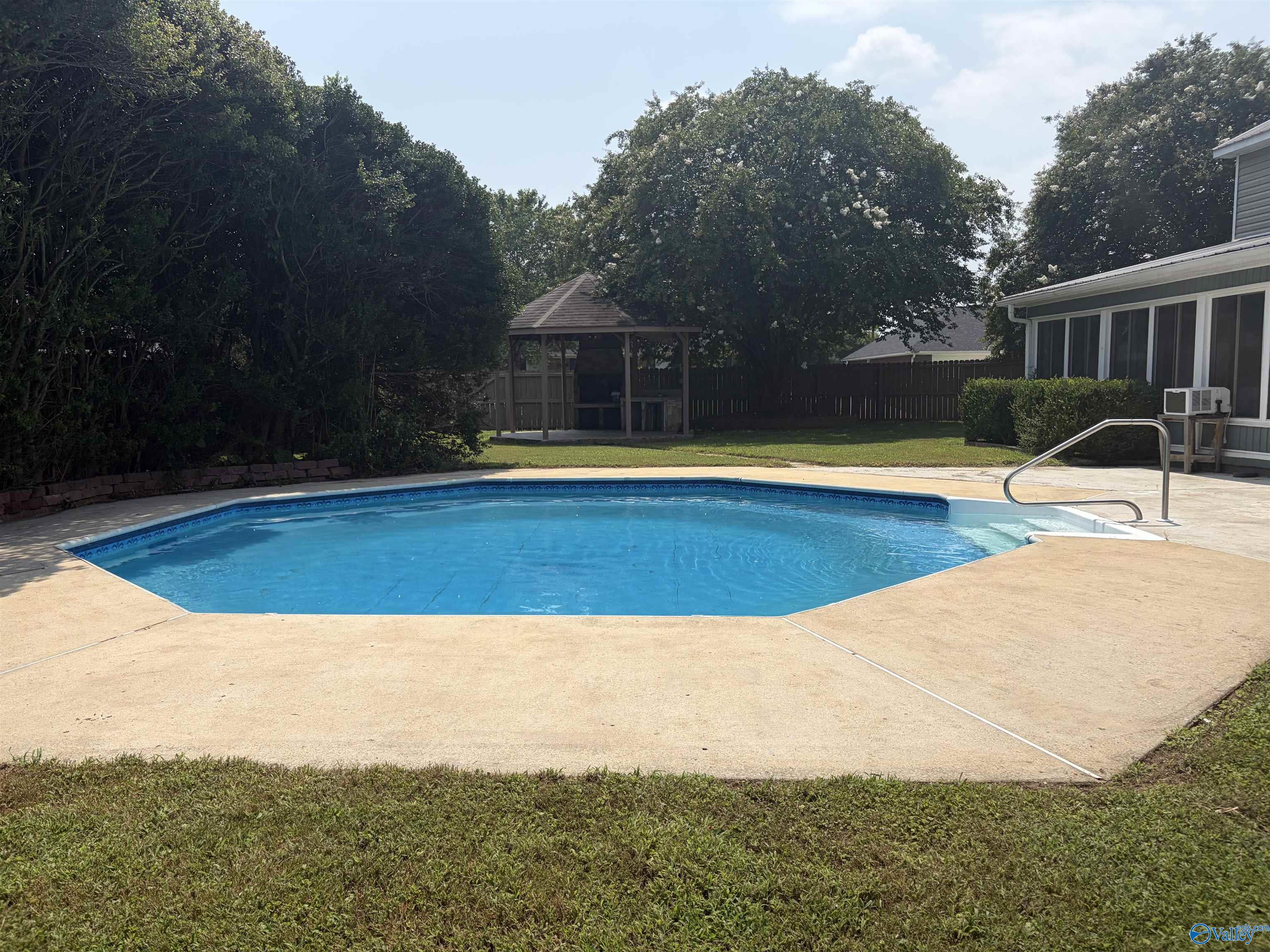 1740 Nottingham Drive SW, Decatur, AL 35603 — photo 2