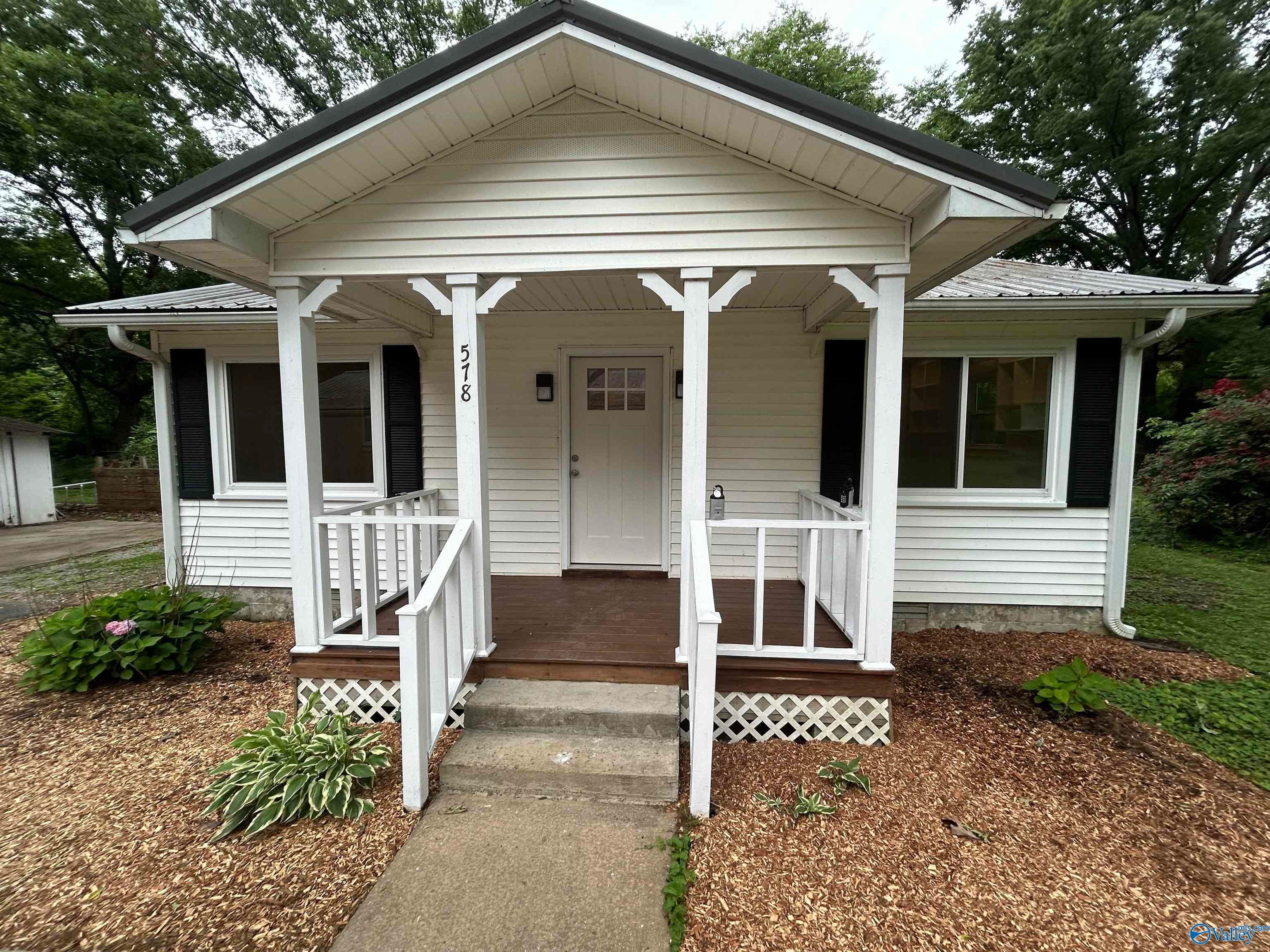 578 West Limestone Road — photo