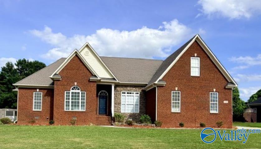 226 Twin Lakes Drive — photo