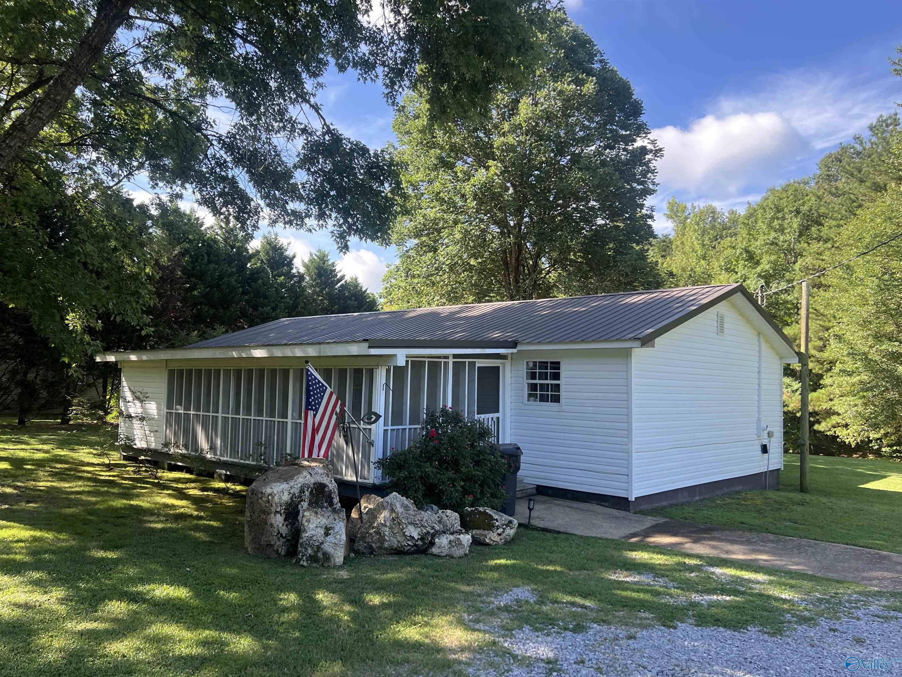 6990 County Road 48 — photo