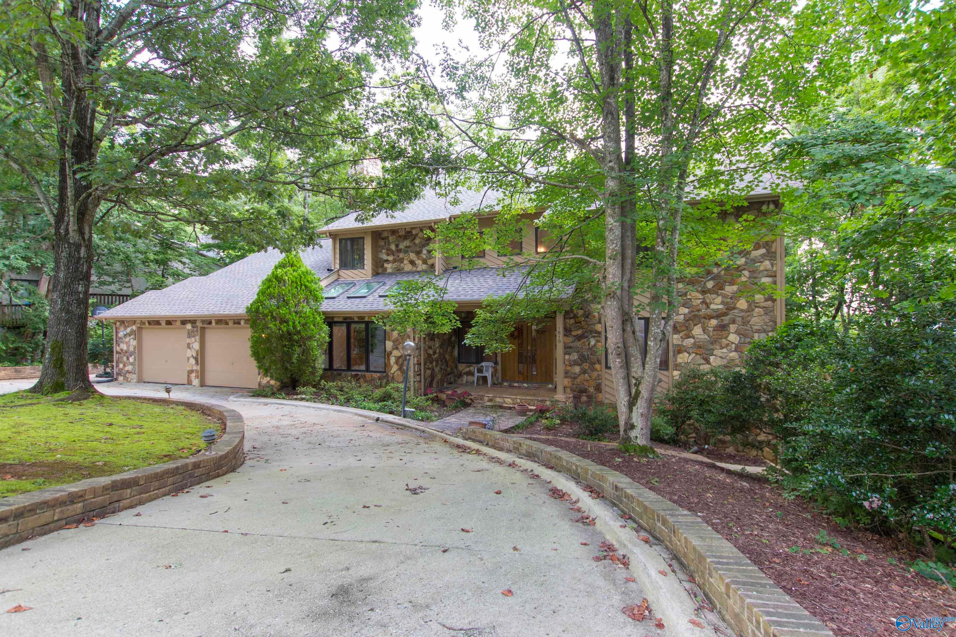 1618 Chandler Road SE — photo