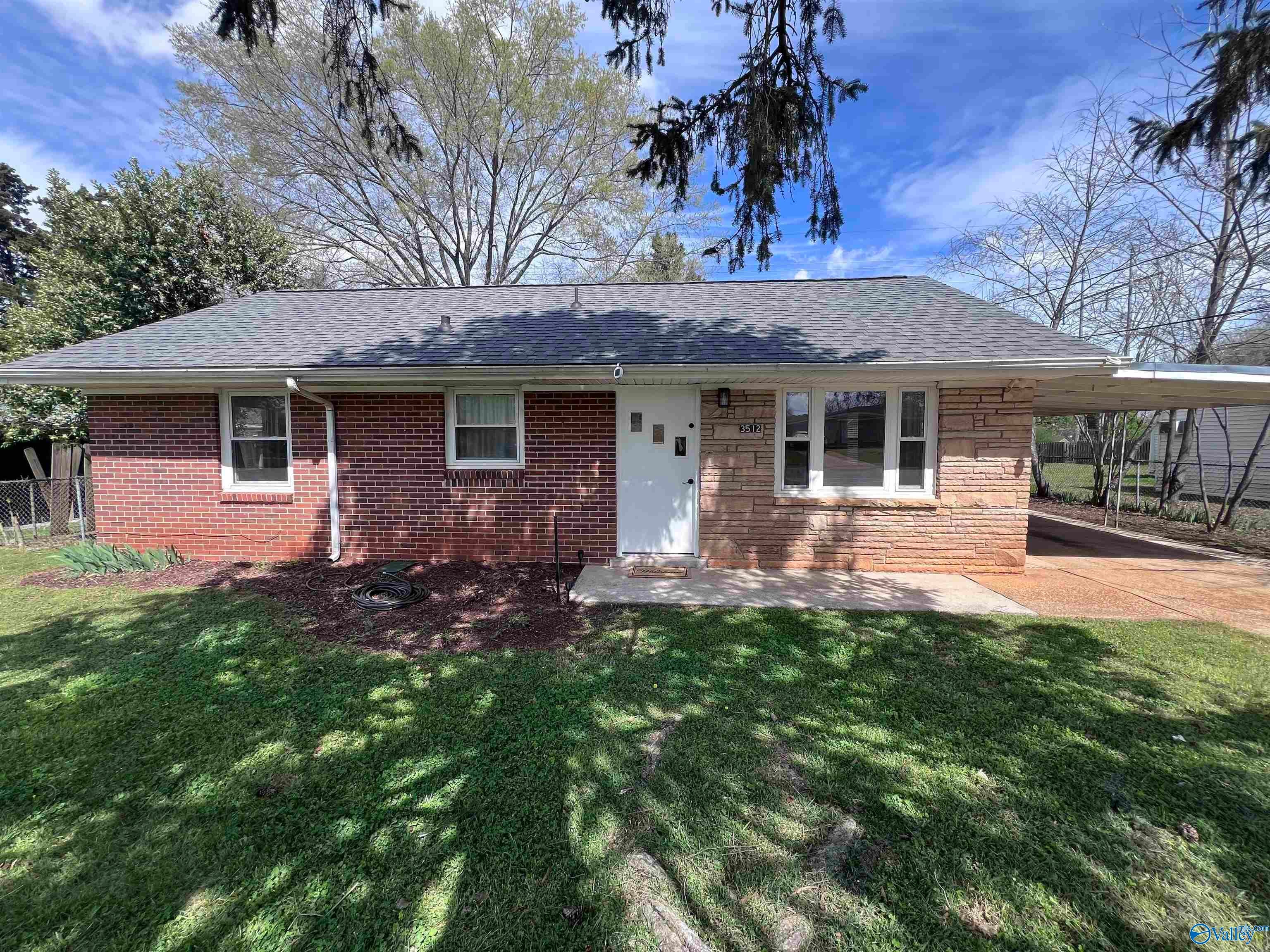 3512 Bluegrass Road SW — photo