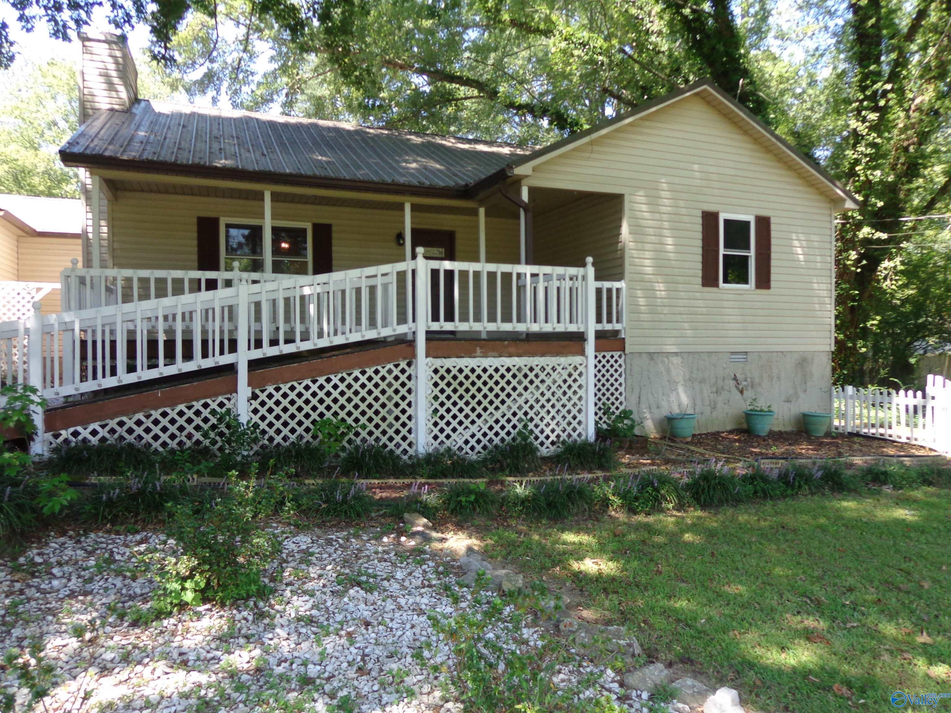 1203 Cedar Creek Road — photo