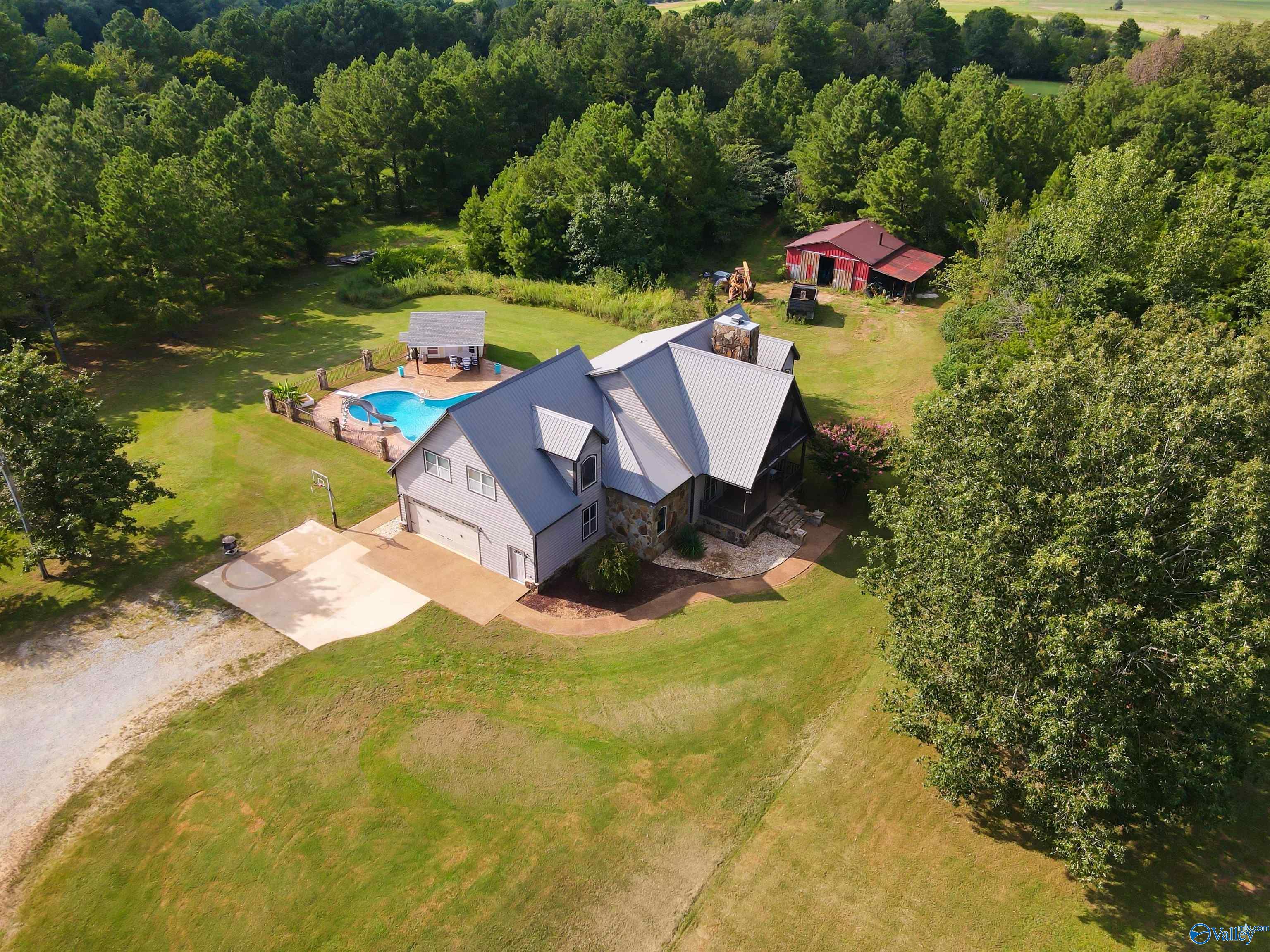 36 Rice Road, Laceys Spring, AL 35754 — photo 2