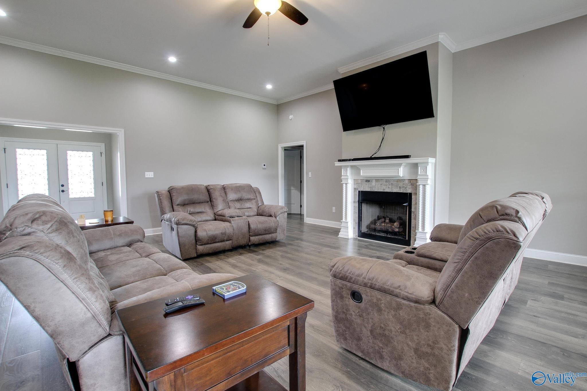 149 Grande Lake Drive — photo