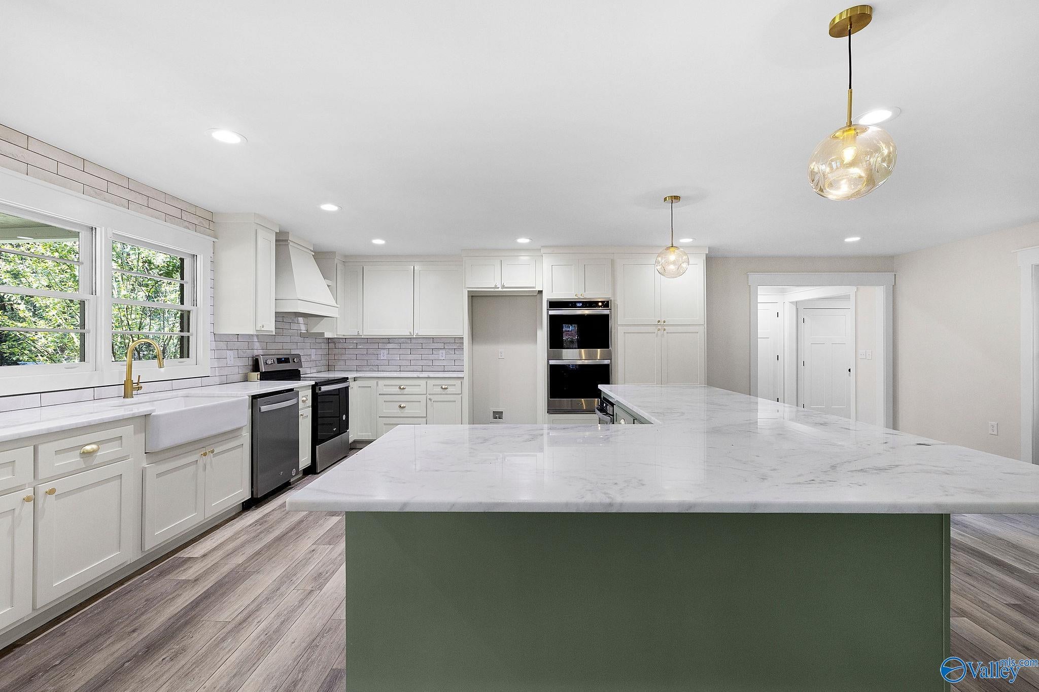 1345 Kelley Drive — photo