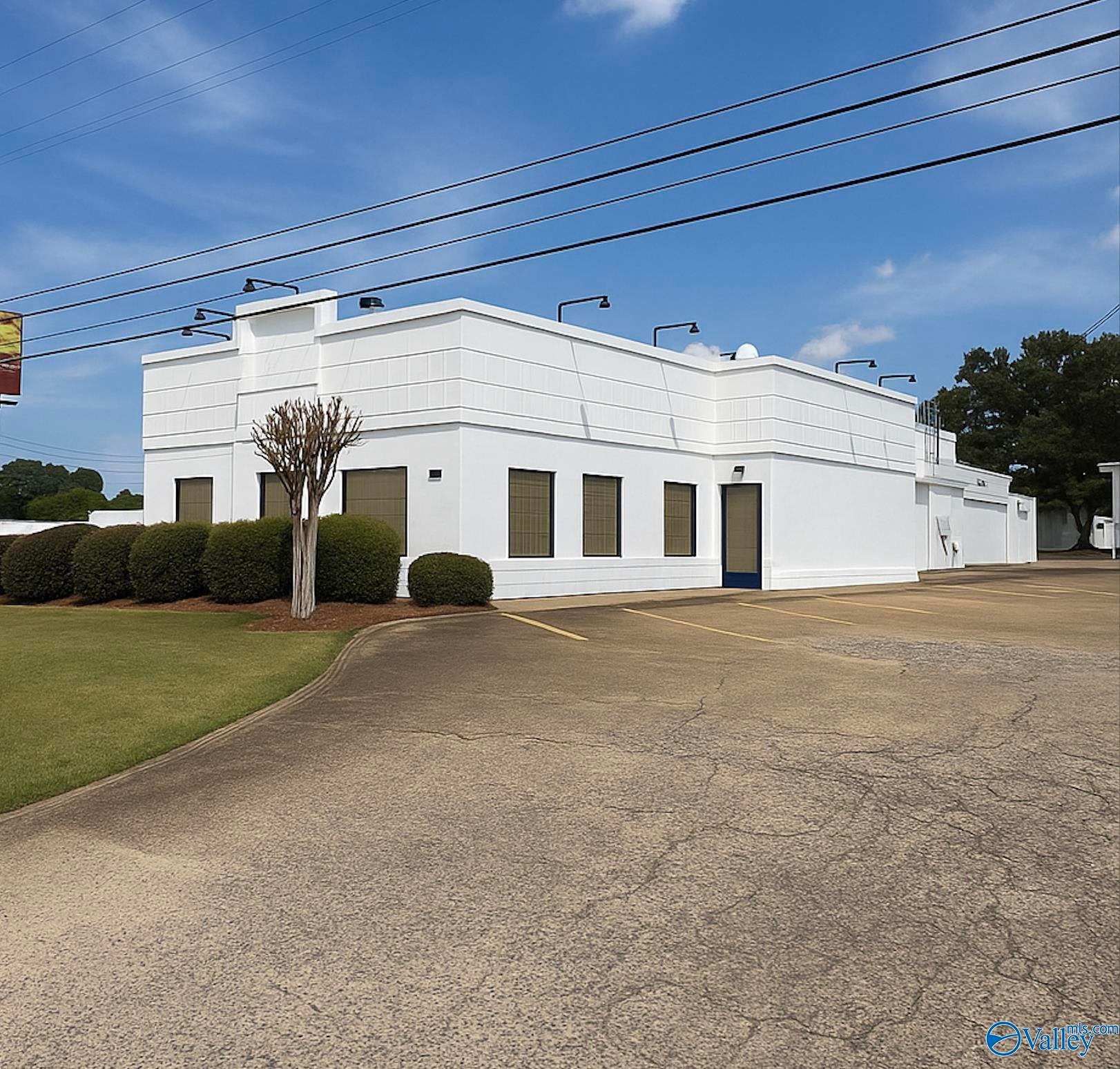 1254 US Highway 431 — photo