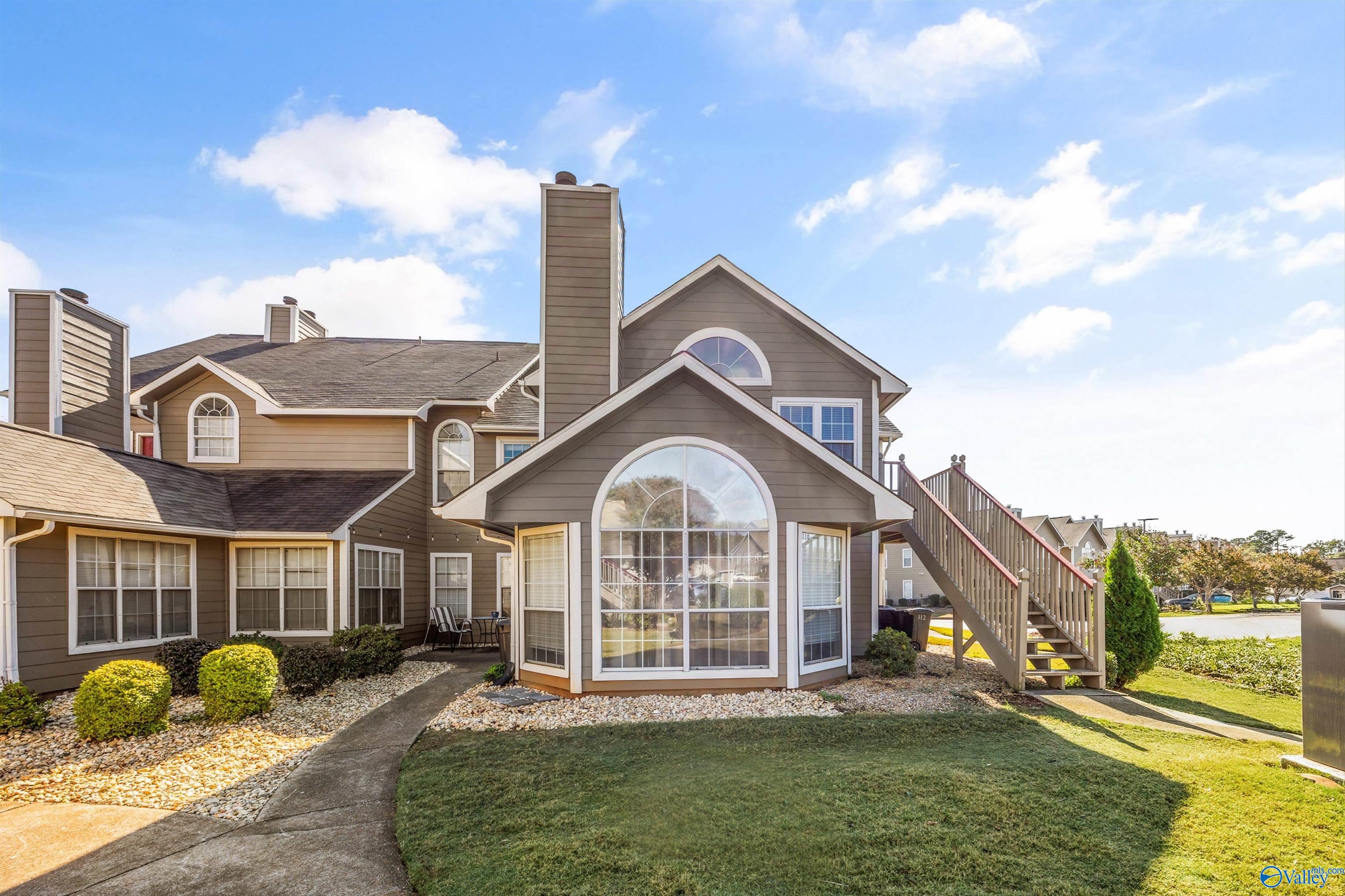 112 Waters Edge Lane — photo