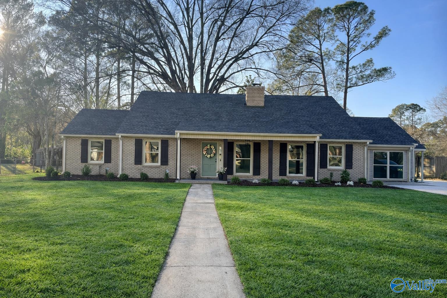 2323 Springdale Road SE, Decatur, AL 35601