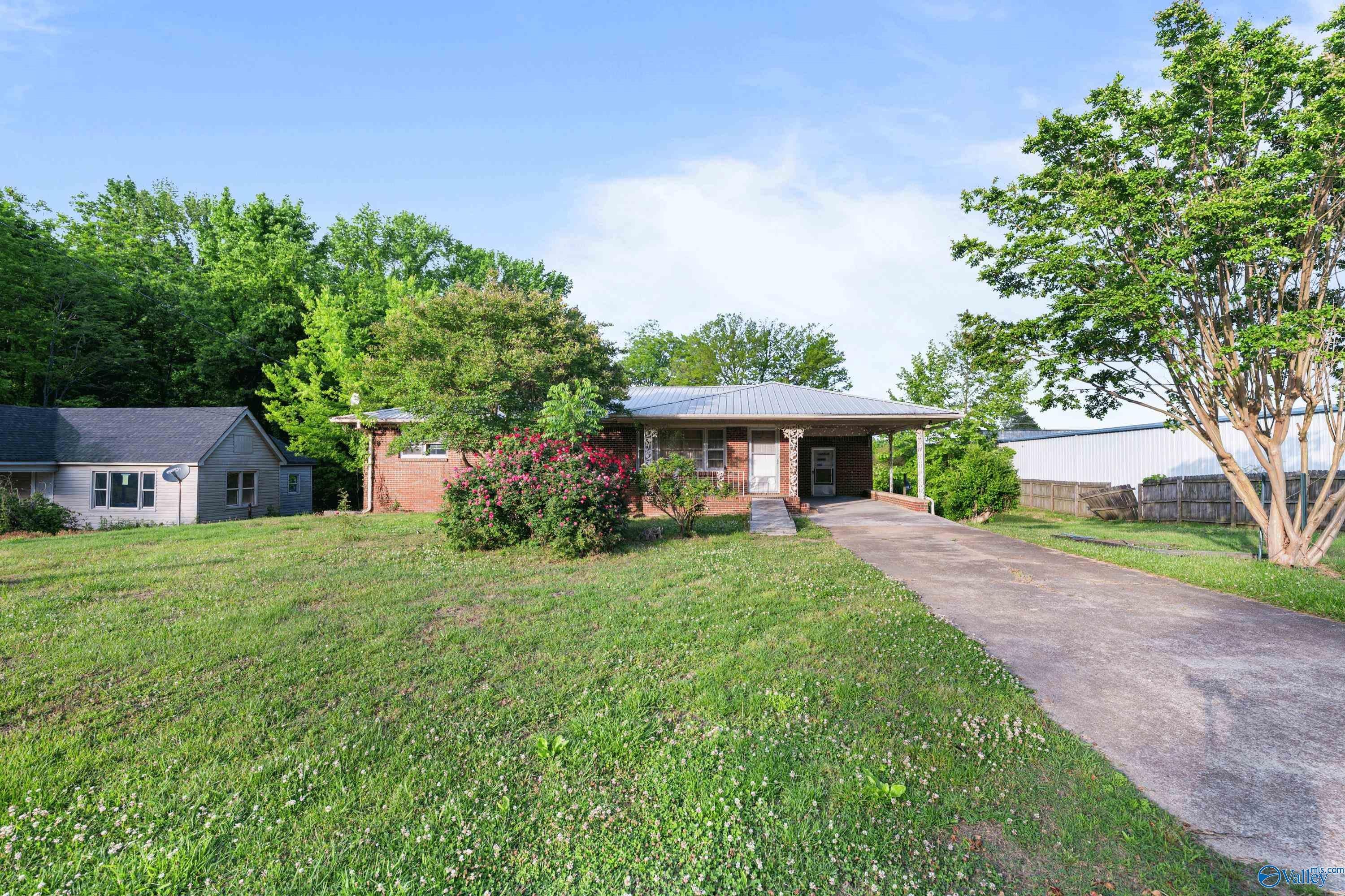 1600 Old Huntsville Highway — photo