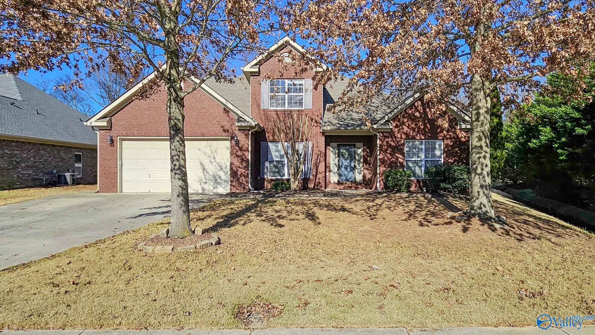 210 Honor Way — photo