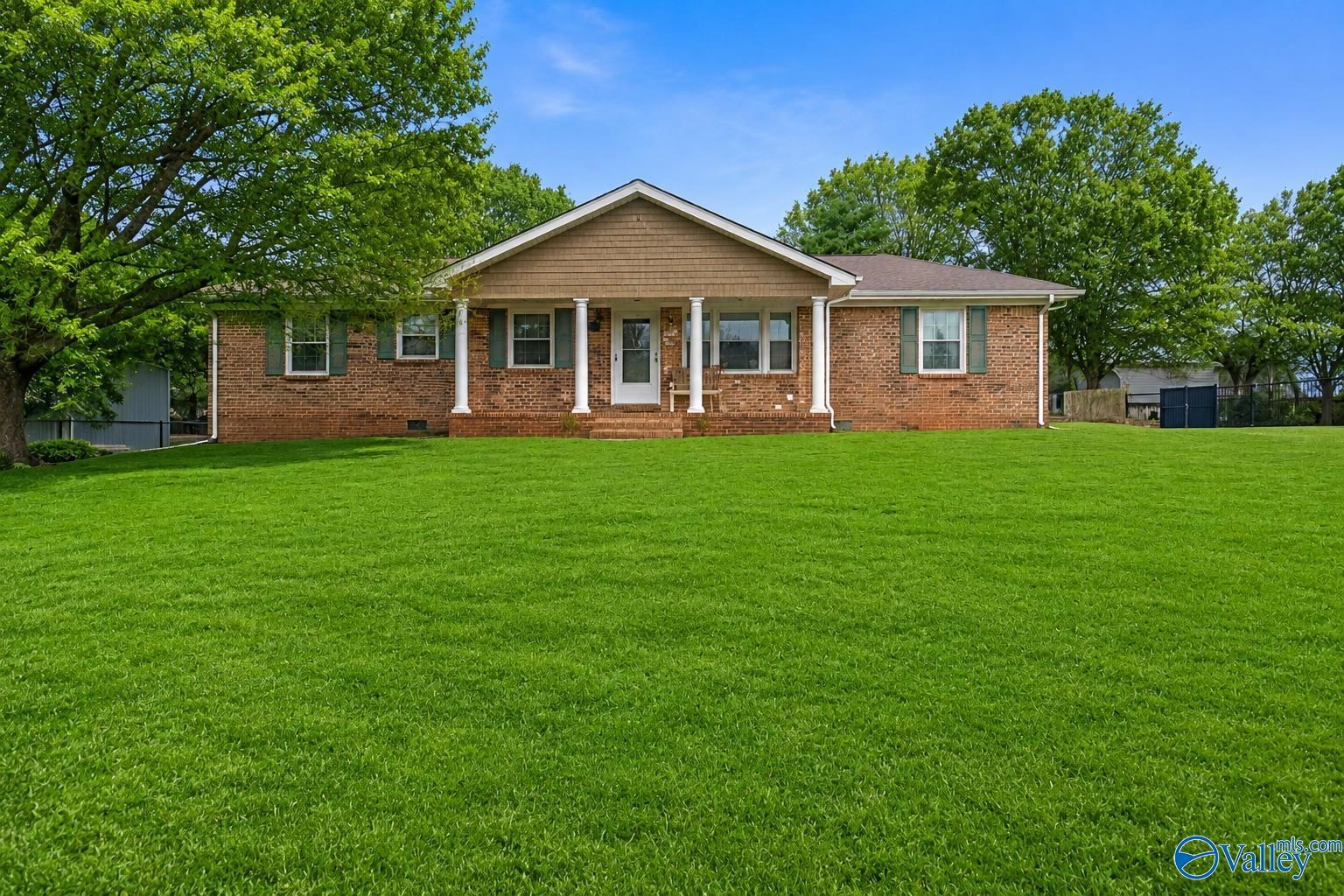 2108 Southpark Blvd SW — photo