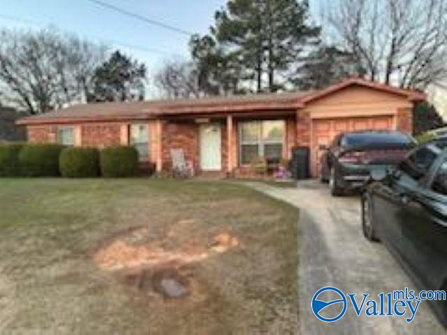 907 Bedford Drive, Decatur, AL 35601