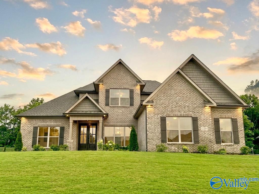 229 Oakland View Drive — photo