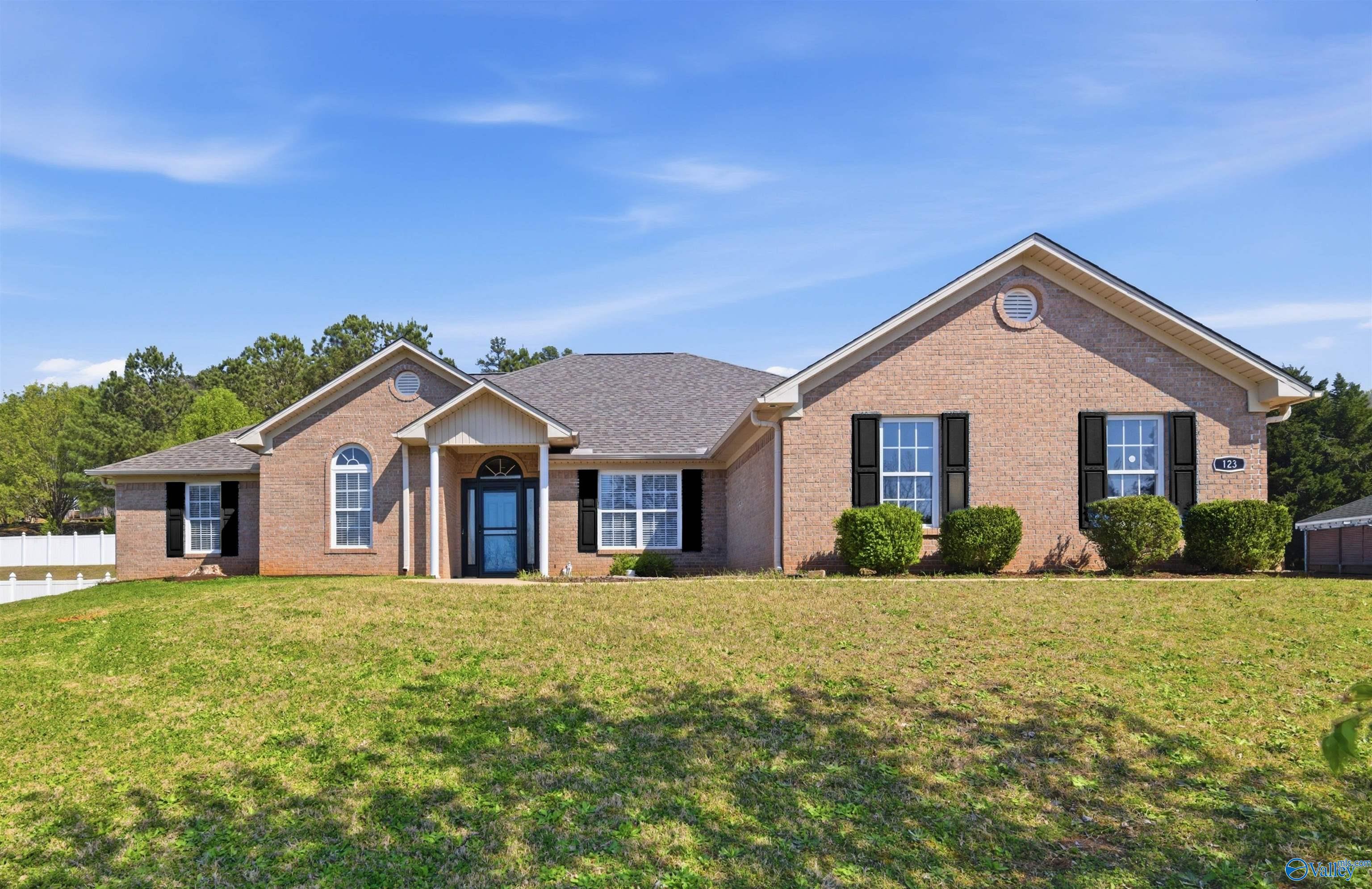 123 Emory Drive, Decatur, AL 35603 — photo 2