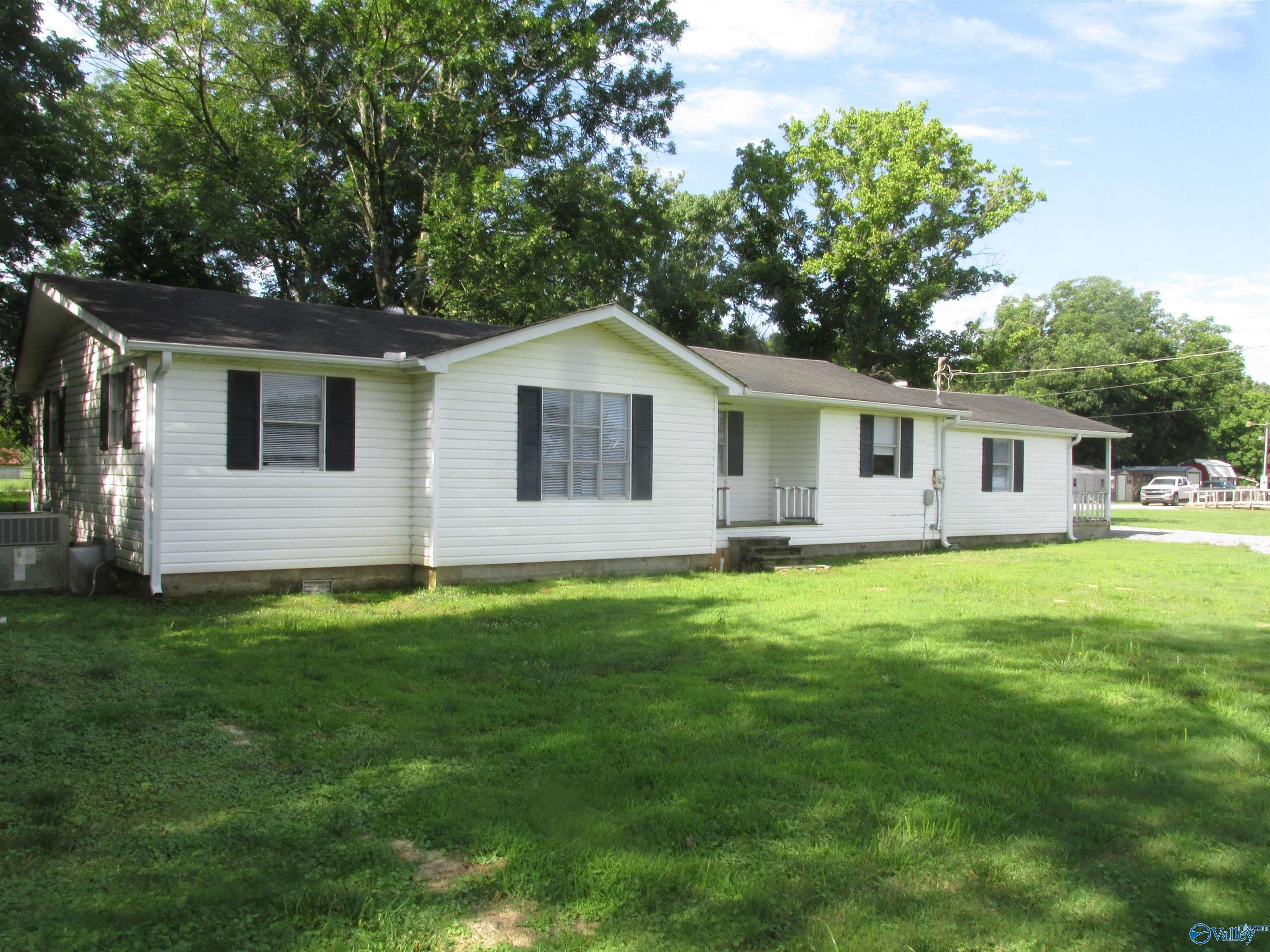 1452 Cave Spring Road — photo
