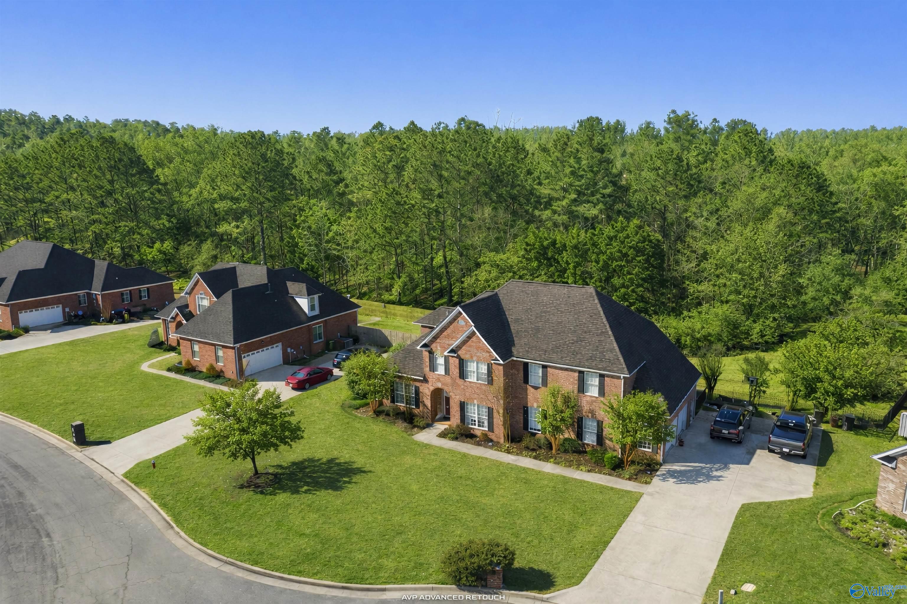 2820 Summerwind Drive SE, Decatur, AL 35603