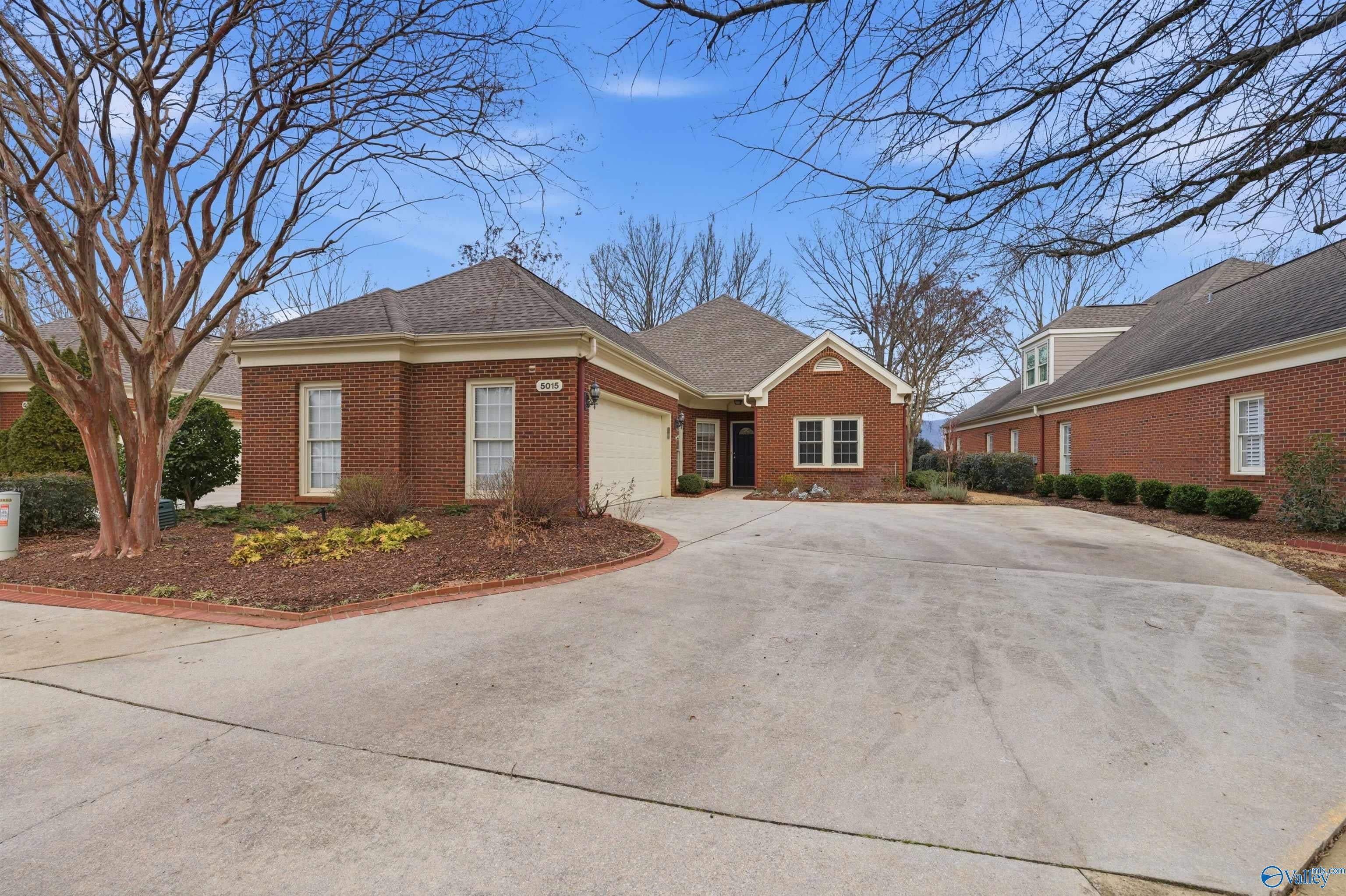 5015 Somerby Drive SE — photo