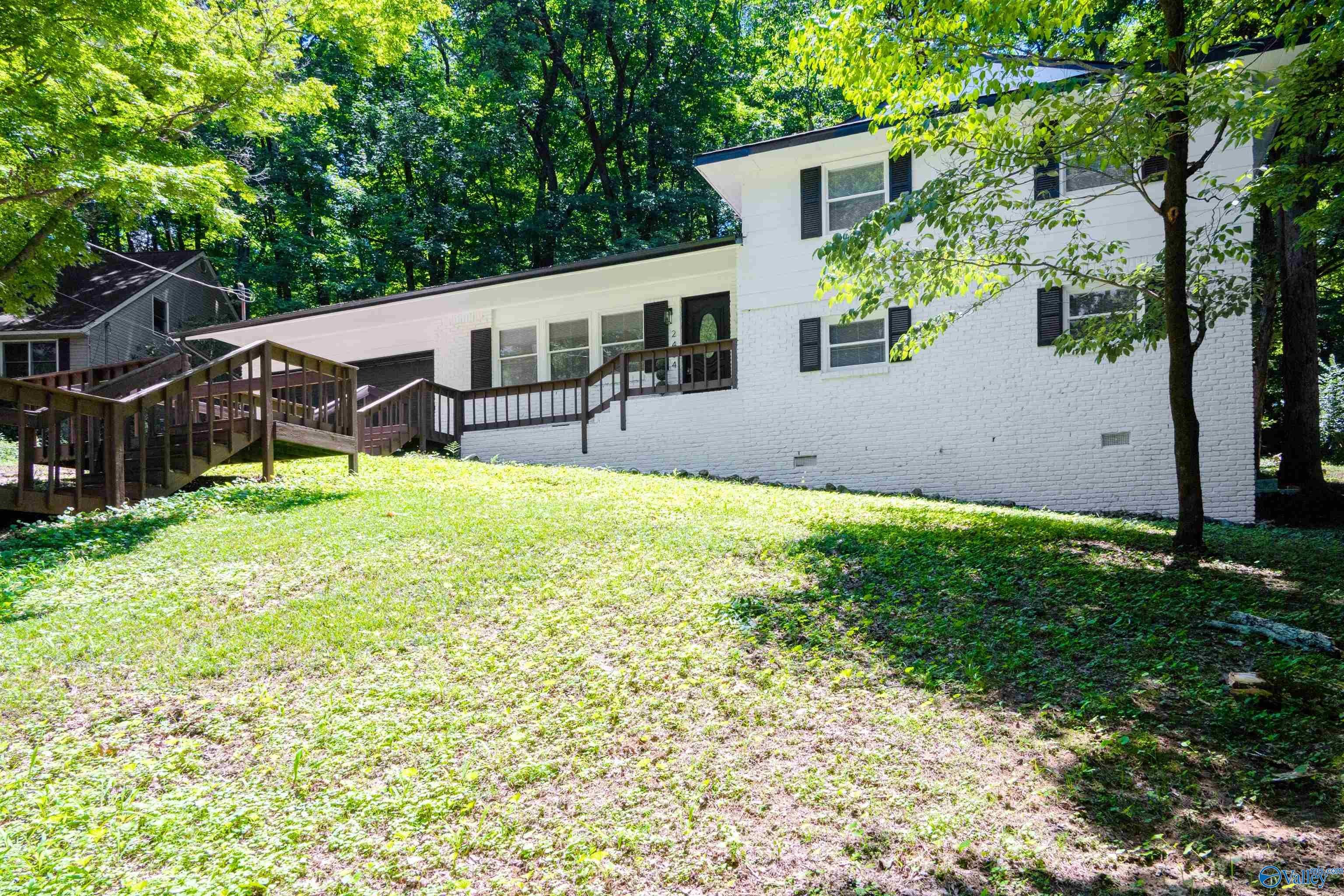 2404 Polk Drive — photo