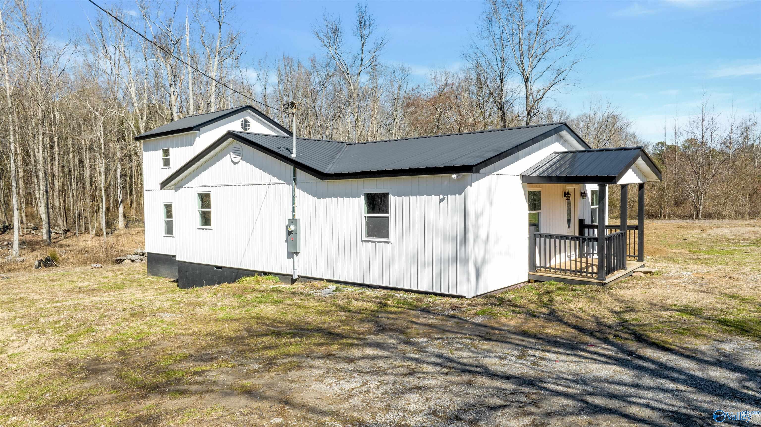 10033 County Road 121 — photo