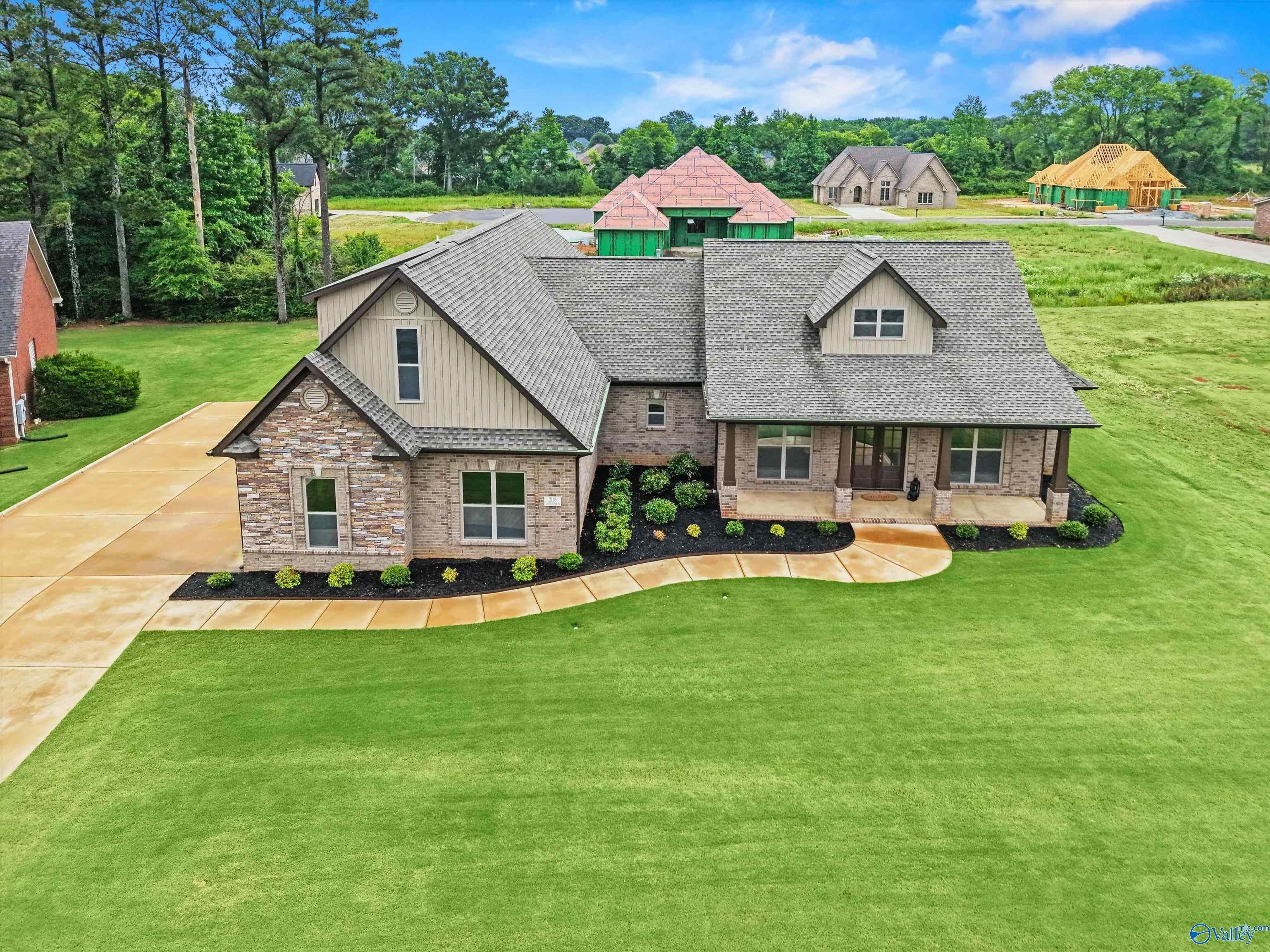2106 Covington Lane, Decatur, AL 35603