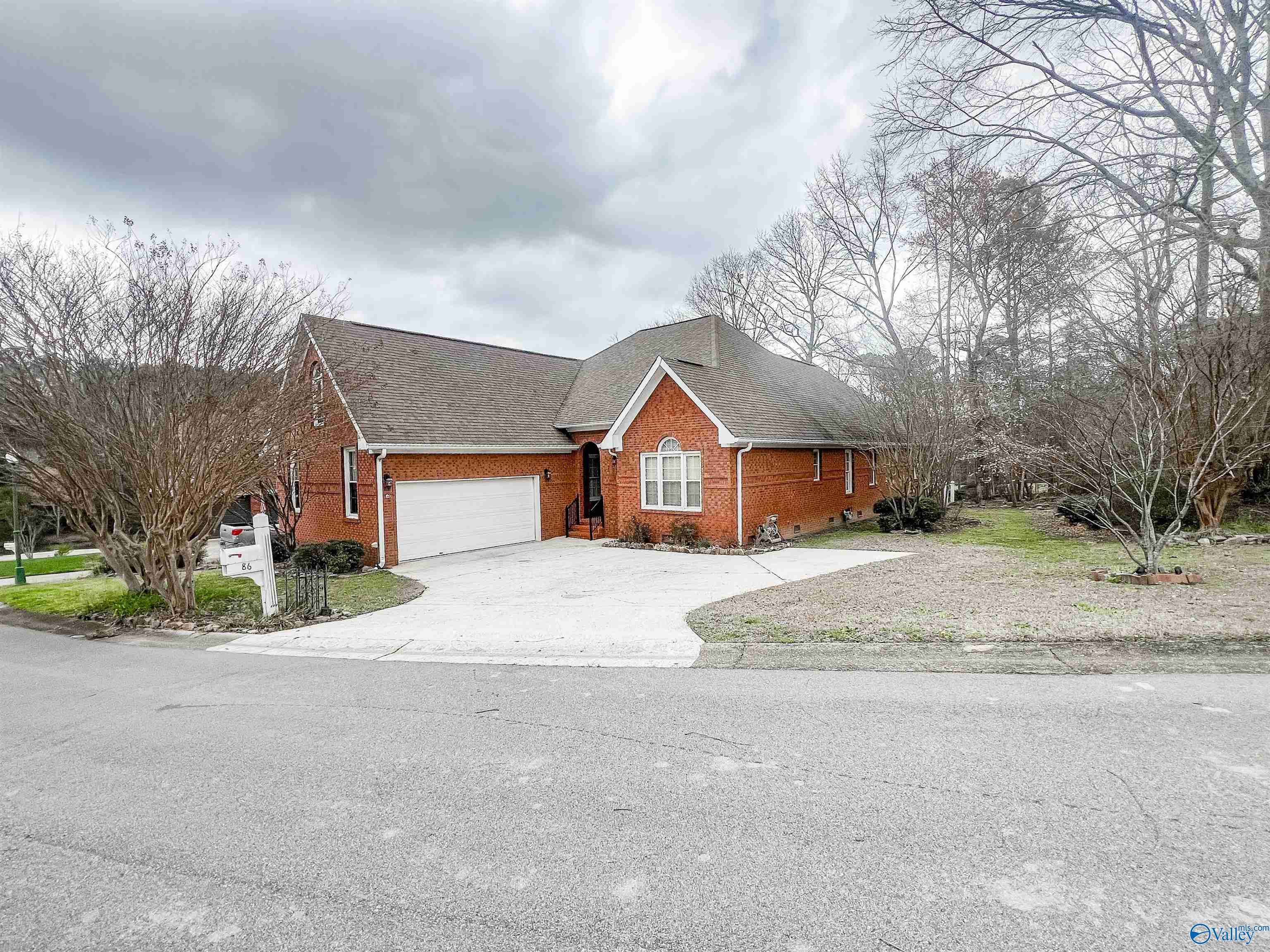 86 Oak Ridge Way, Union Grove, AL 35175 — photo 2