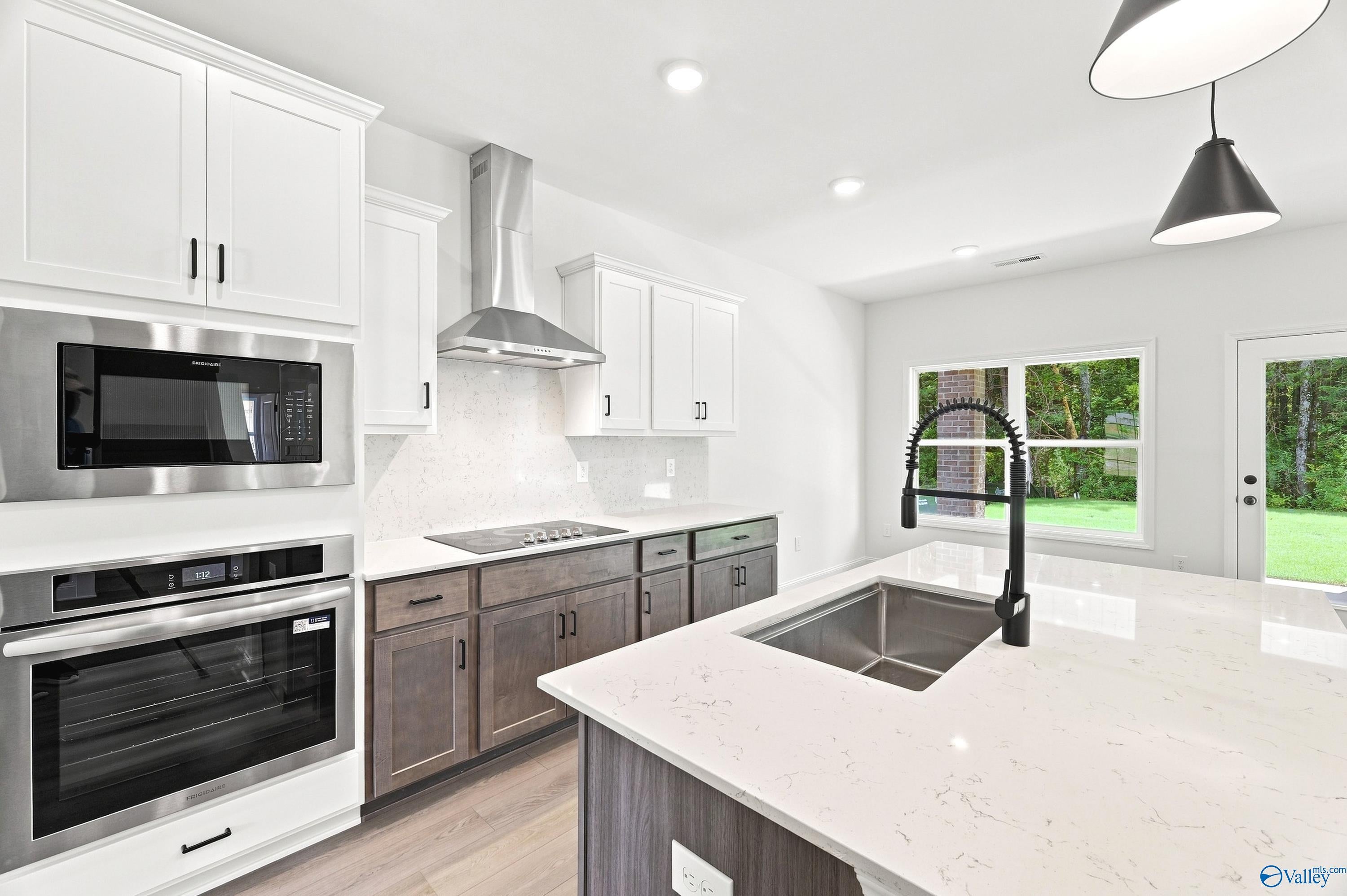 3723 Jaguar Way NW — photo