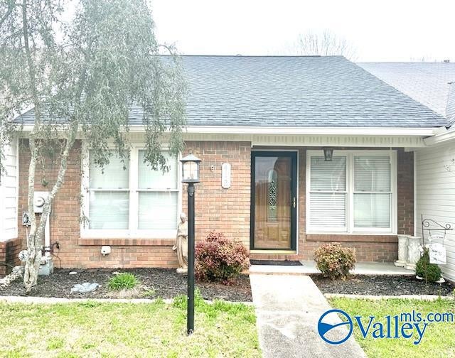 412 Bromwich Street — photo