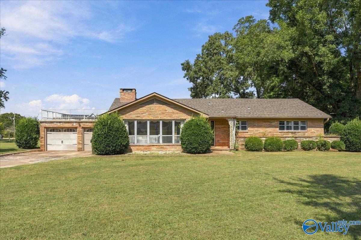 707 Winchester Road NE — photo