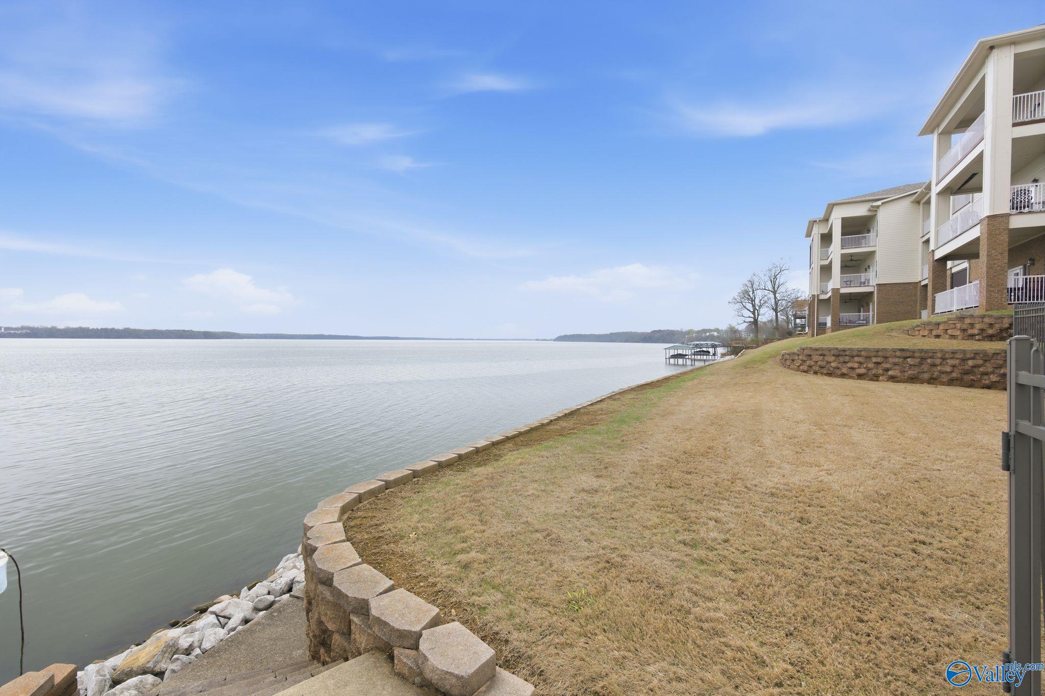 6122 Bay Village Drive 204 — photo
