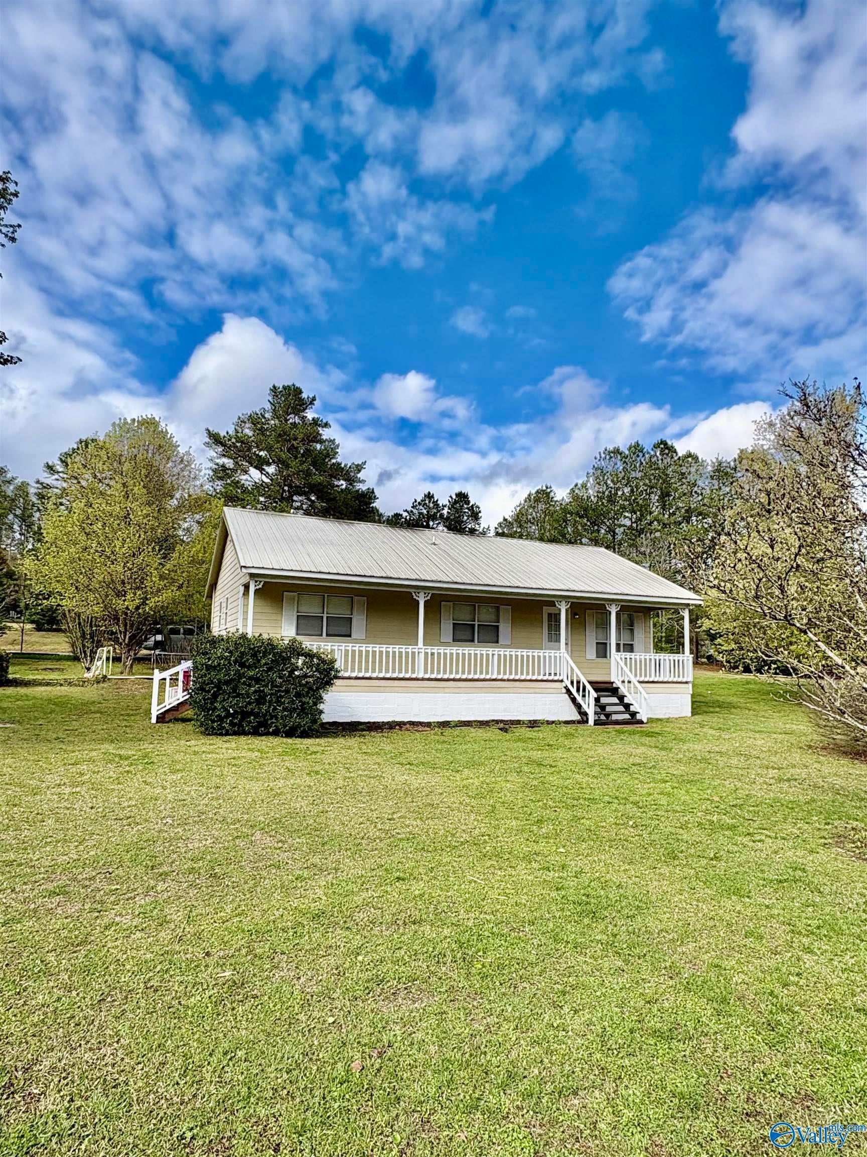 6305 County Road 77 — photo